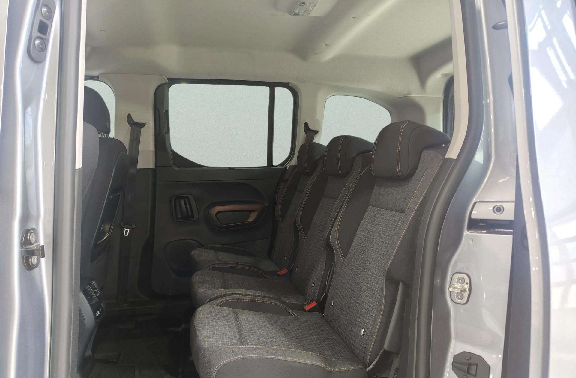 Peugeot e-Rifter GT Standard - foto 13