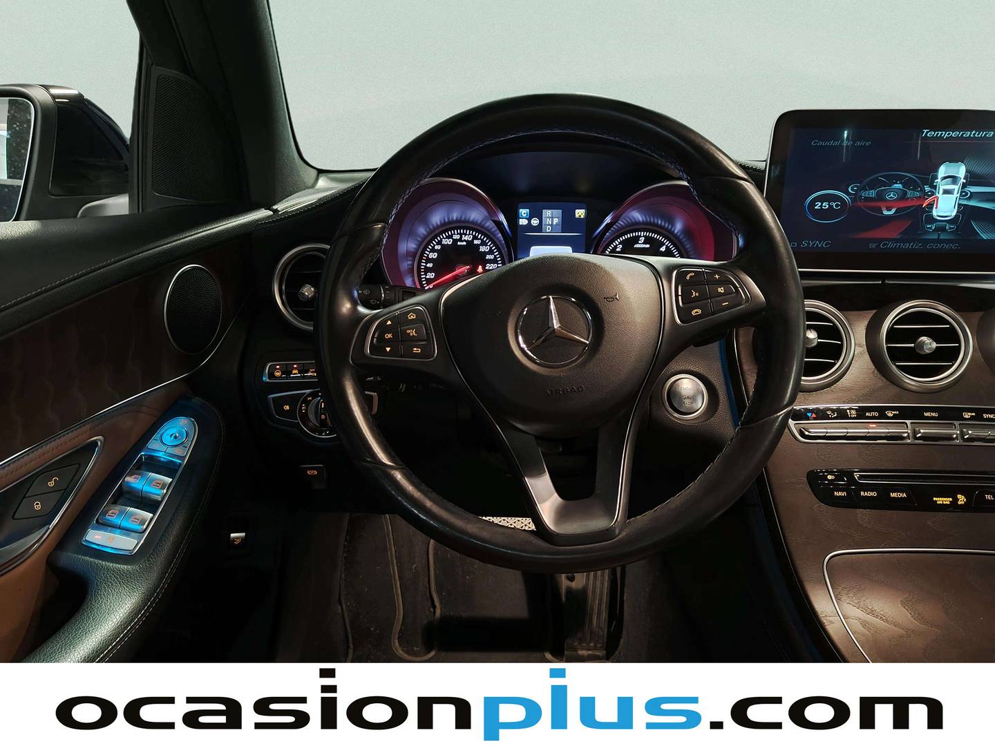 Foto Mercedes Clase GLC Mercedes-Benz GLC 220 d AMG Line 4Matic (170 CV)