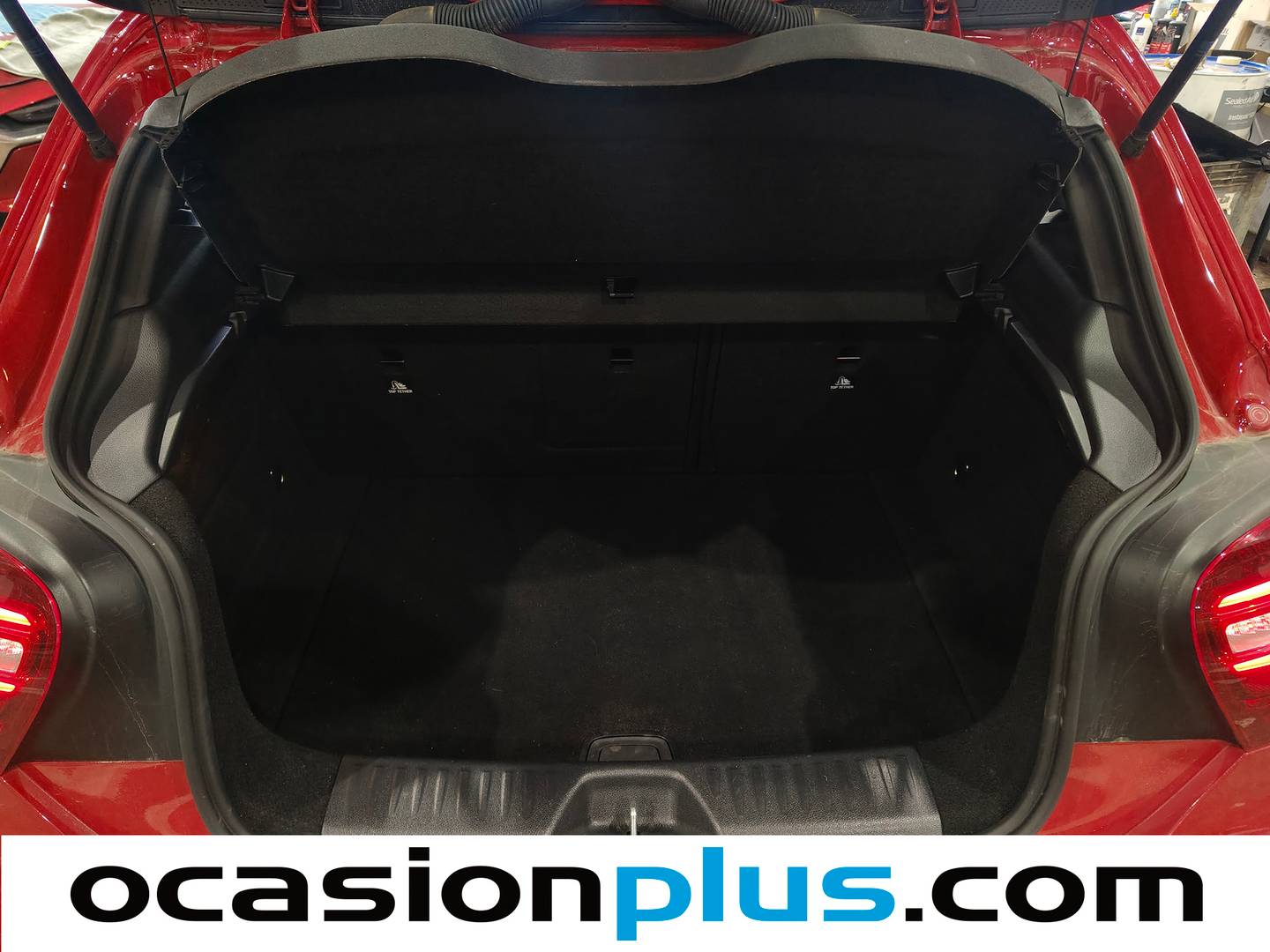 Fotos maletero Mercedes Clase A Mercedes-Benz Clase A 200 d (136 CV)Pack AMG