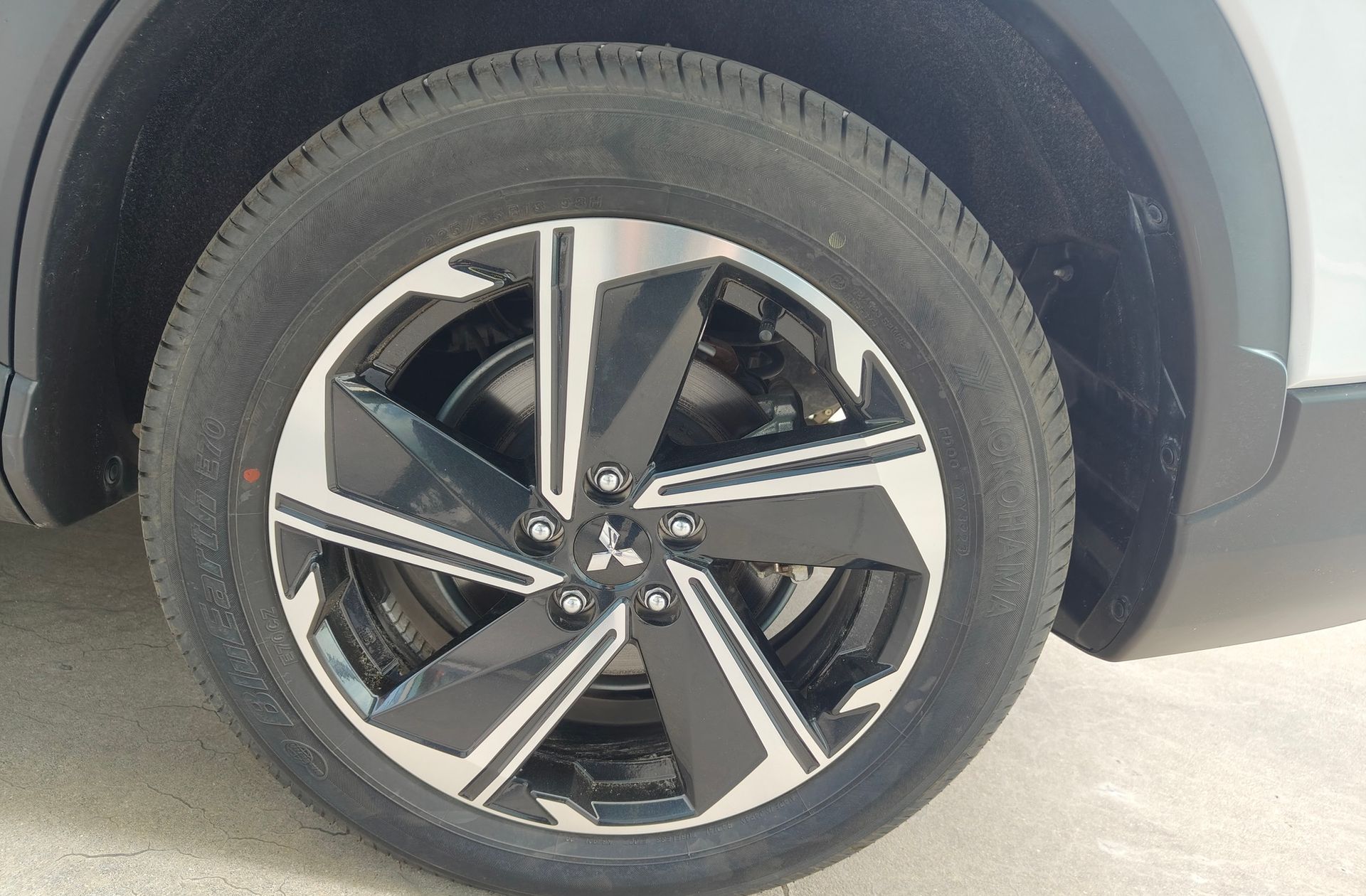 Mitsubishi Eclipse Cross 2.4 PHEV Kaiteki 4WD - foto 36