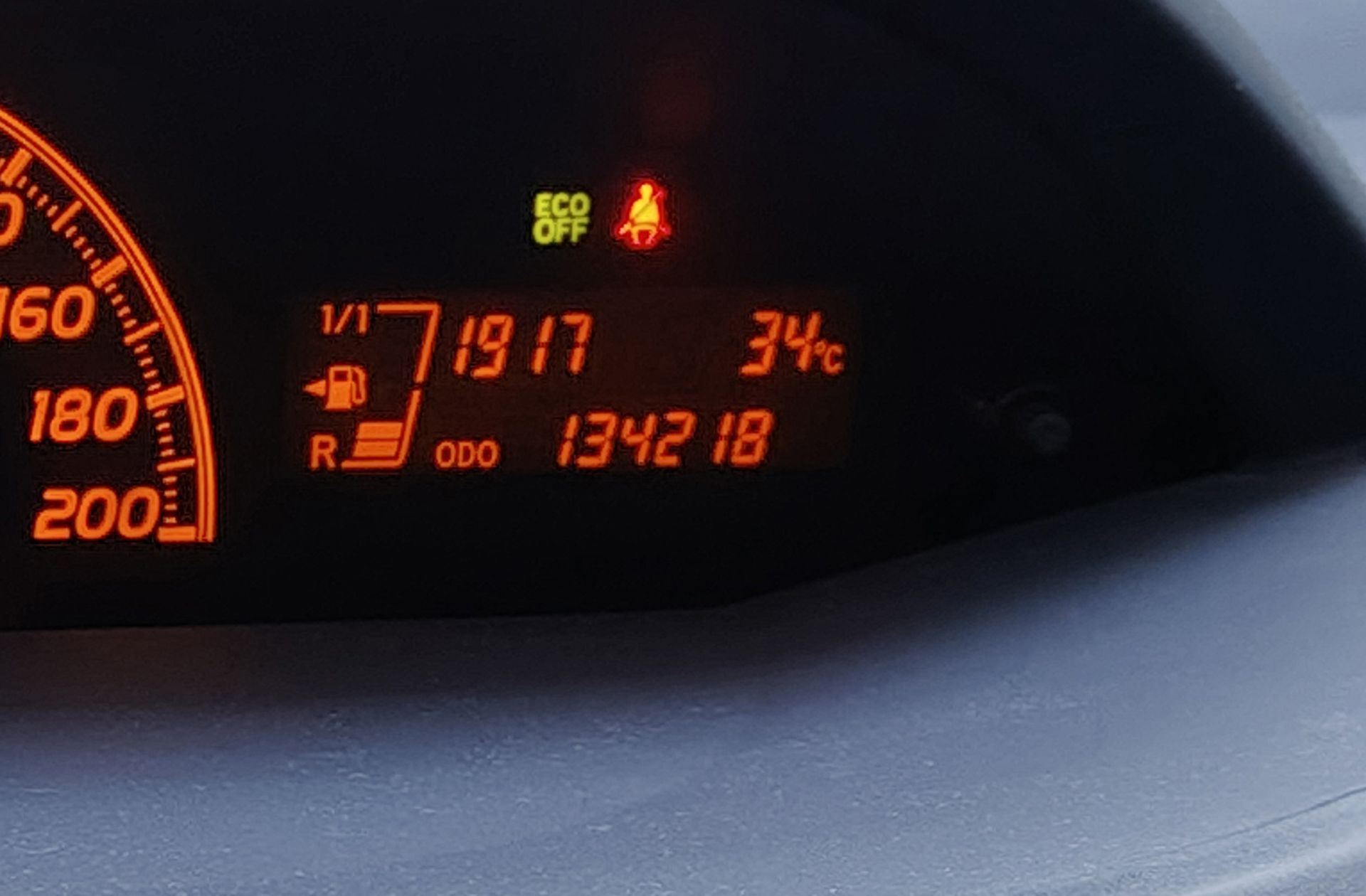Toyota Yaris 1.3 VVT-I TS - foto 7