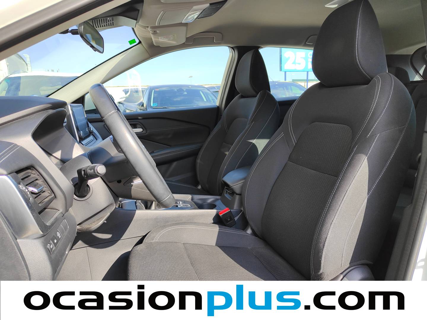 Foto asientos delanteros Nissan QASHQAI Nissan Qashqai DIG-T 140 mHEV Acenta 4x2 (140 CV)