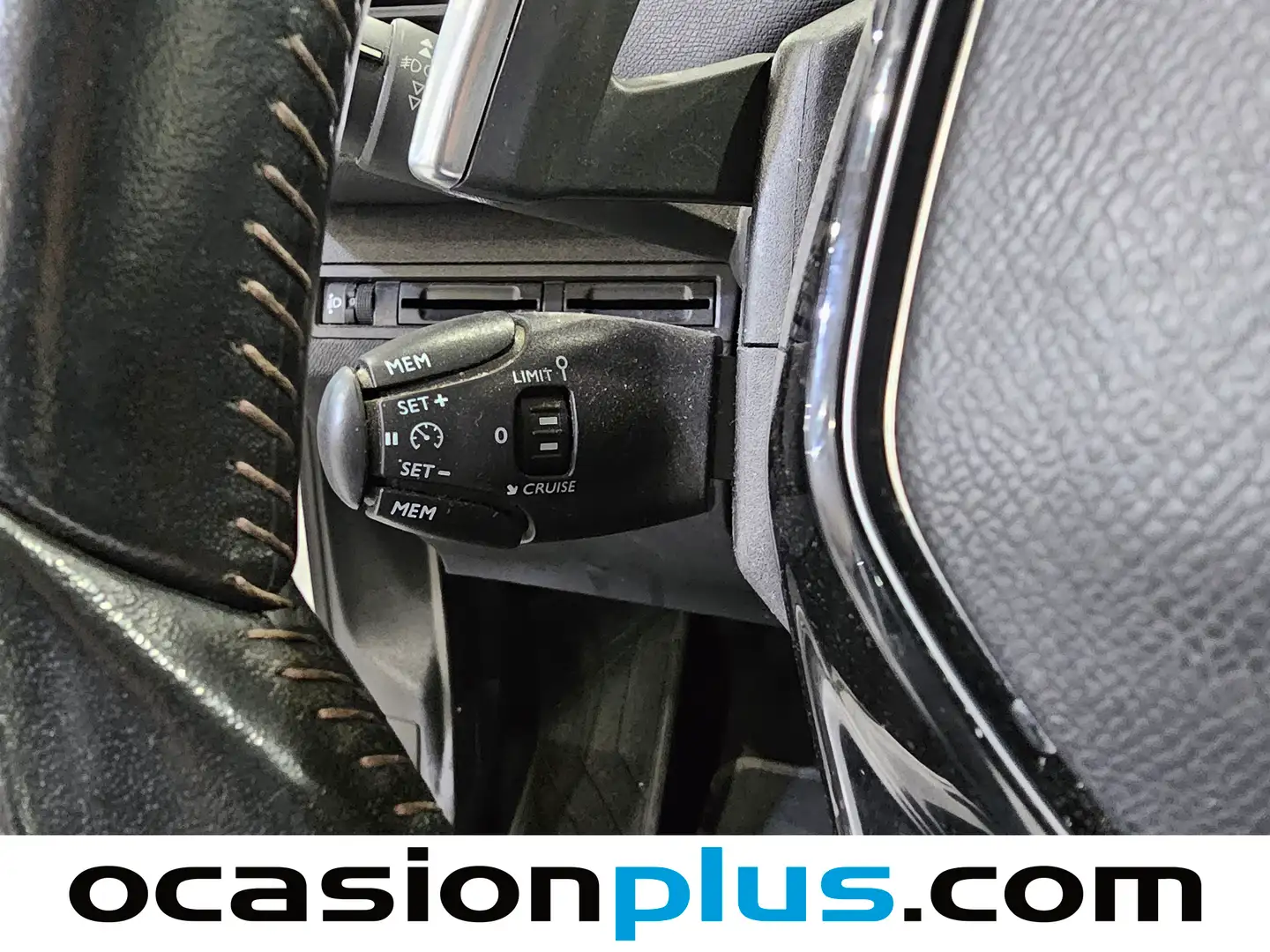 Foto Peugeot 3008 Peugeot 3008 BlueHDI 130 S&S Active EAT8  (130 CV)