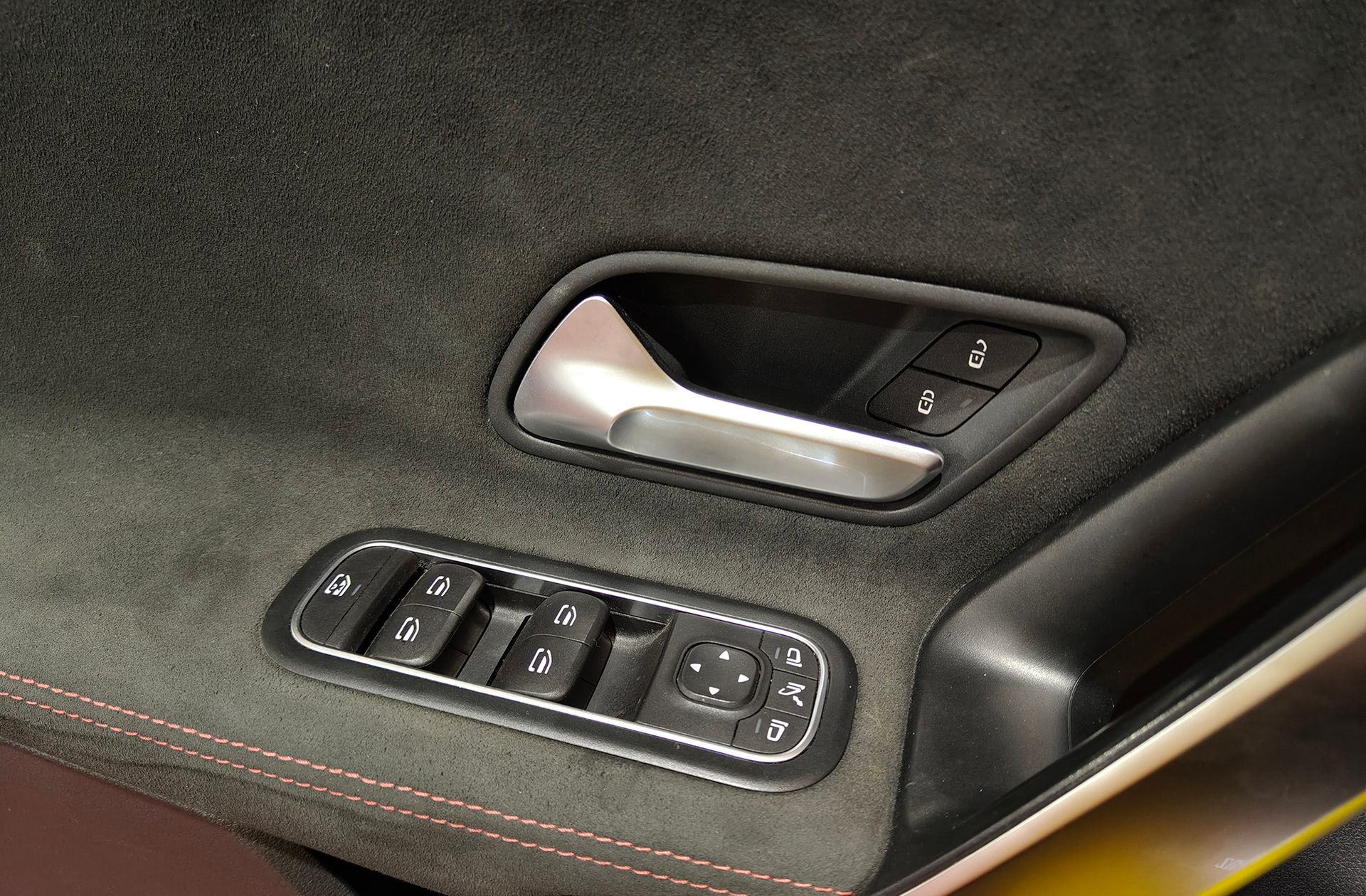 Mercedes-Benz Clase A 180 d Pack AMG - foto 40