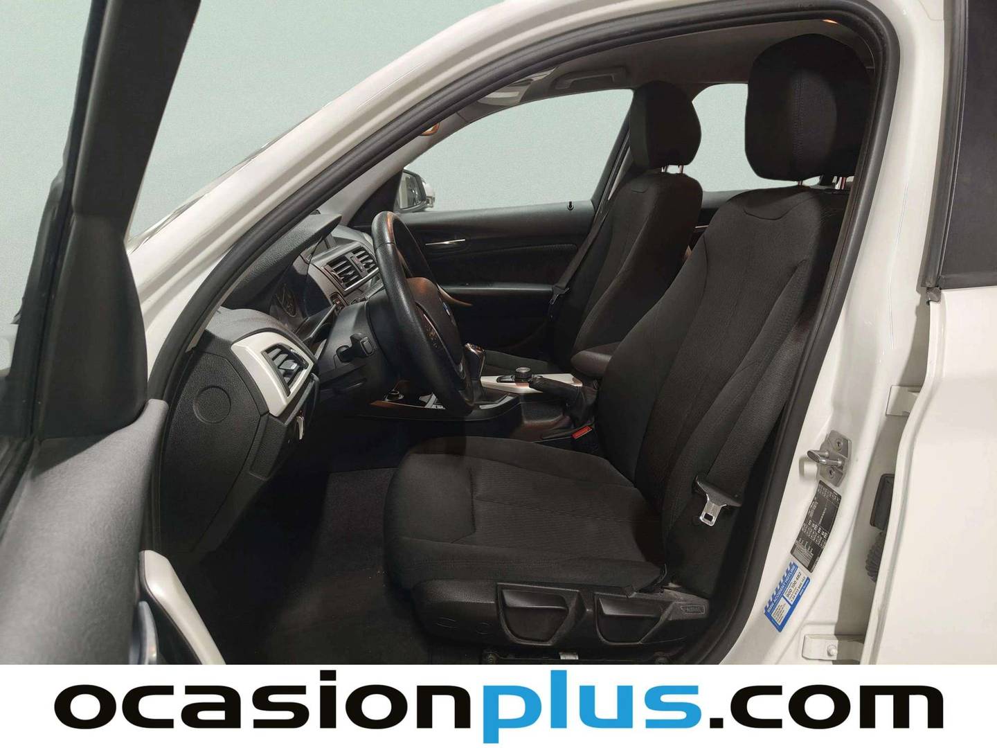 Foto asientos delanteros BMW Serie 1 BMW Serie 1 116d (116 CV)
