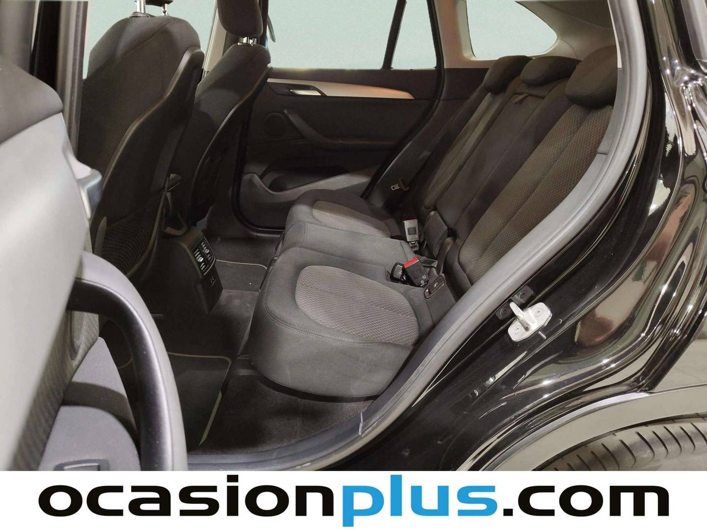 Foto asientos traseros BMW X1 BMW X1 sDrive18i (140 CV)
