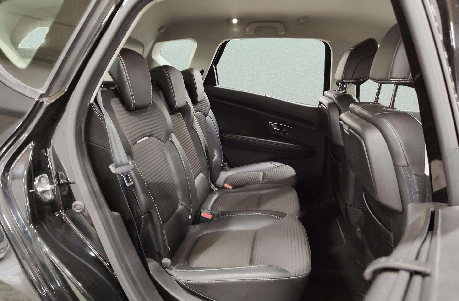 Renault Scénic Zen Energy dCi - foto 17