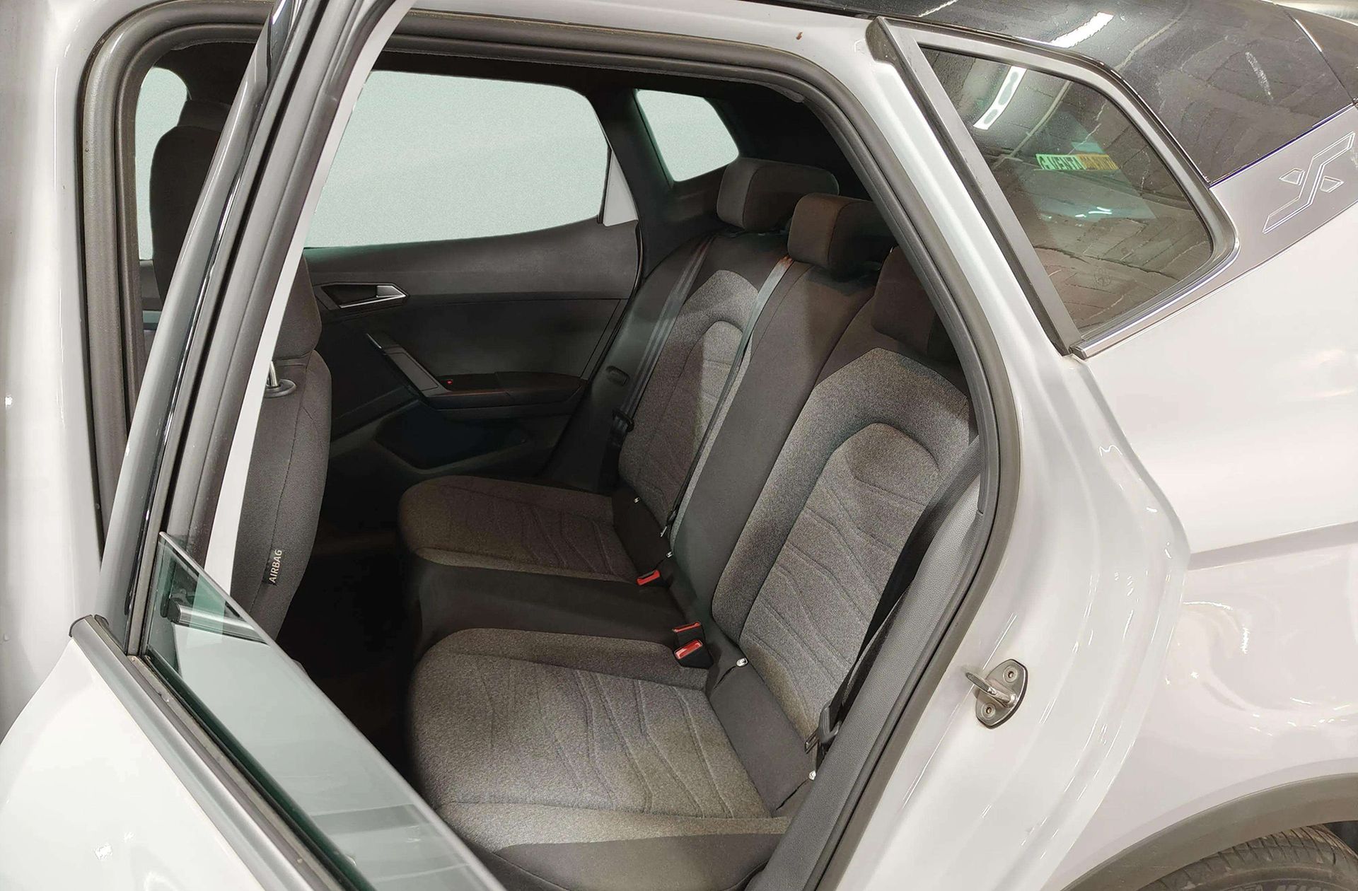 SEAT Arona 1.0 TSI Xperience XL - foto 12