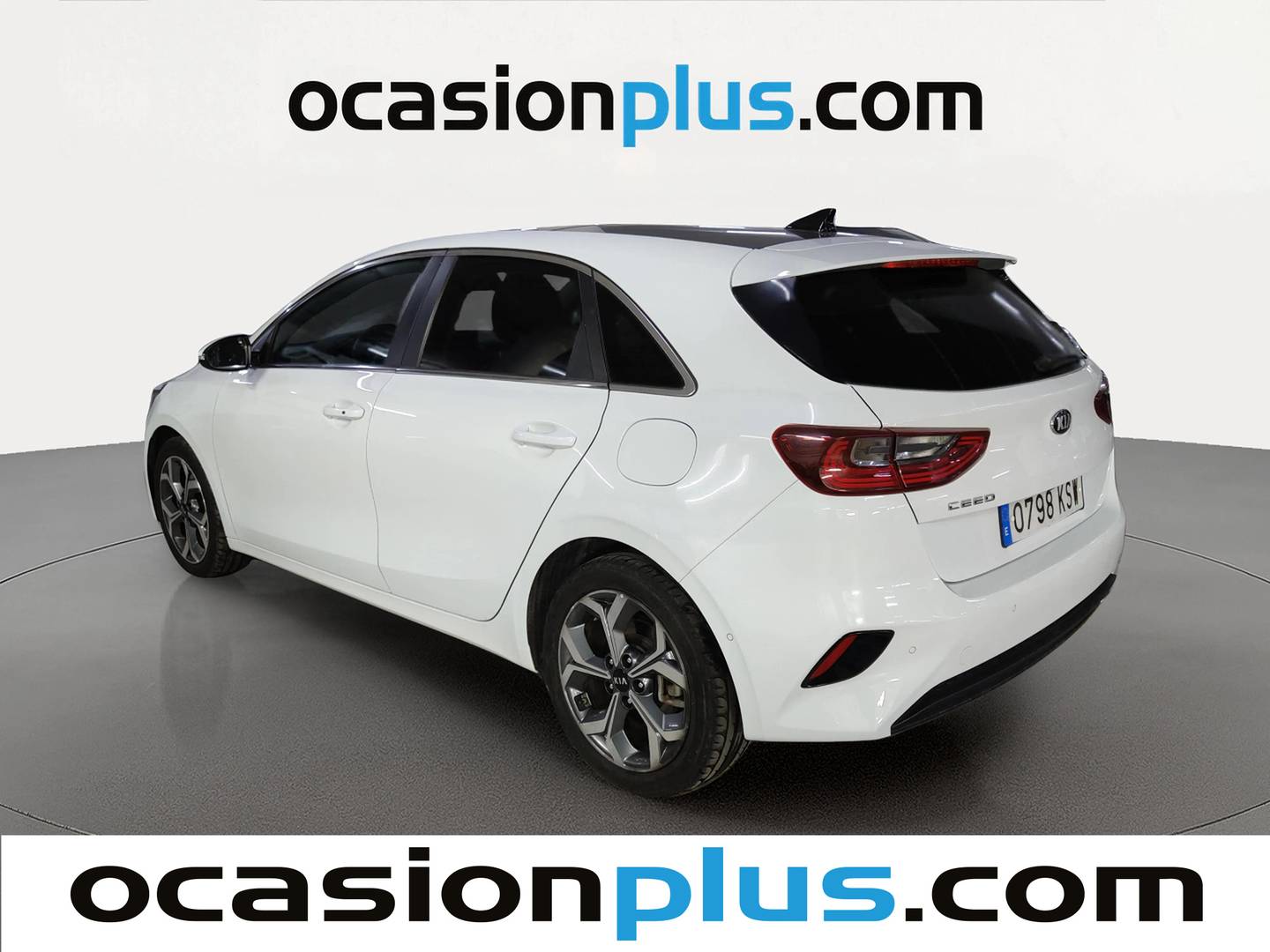 Foto trasera KIA Ceed KIA Ceed 1.4 T-GDi Launch Edition DCT (140 CV) izquierda