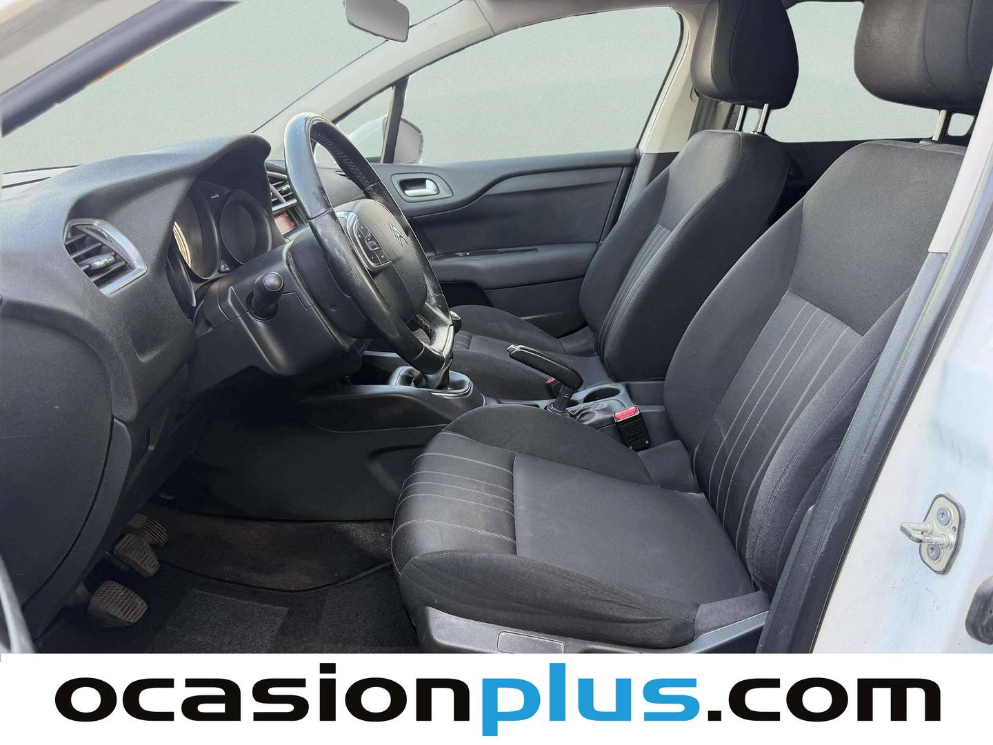 Foto asientos delanteros Citroën C4 Citroën C4 BlueHDi 100 Live (100 CV)