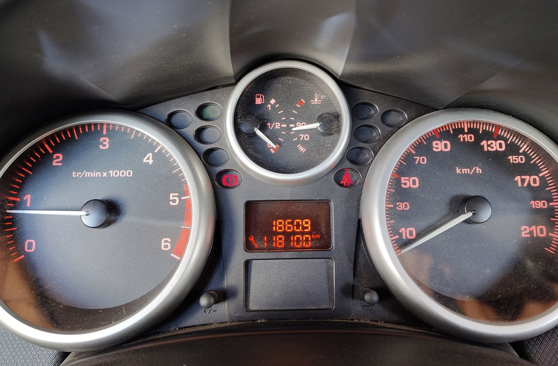 Peugeot 207 1.4 HDi FAP - foto 19