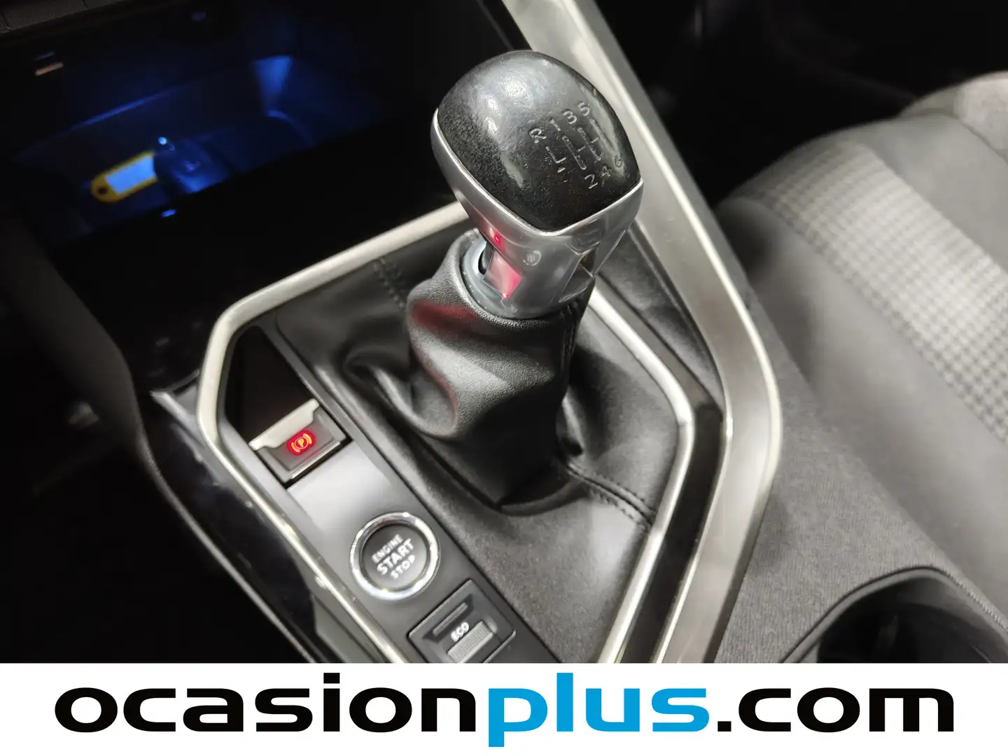 Foto Peugeot 3008 Peugeot 3008 130 S&S Active 96 kW (130 CV)