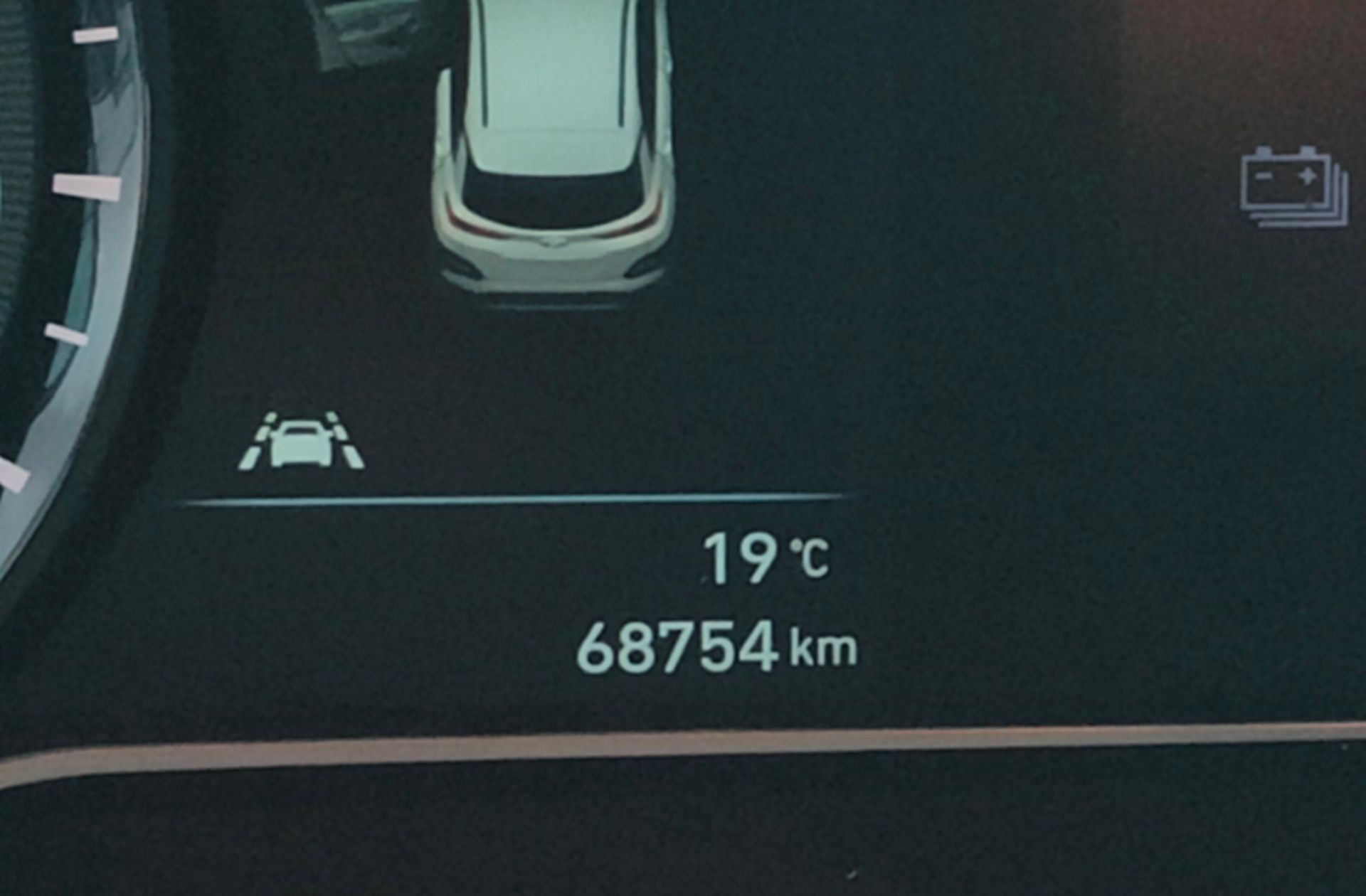 Hyundai Kona EV Tecno - foto 13