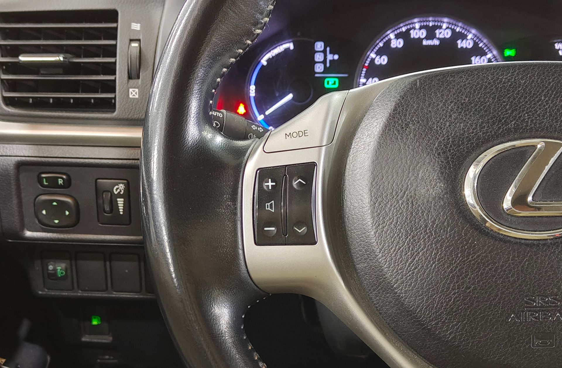 Lexus CT 200h Hybrid Drive Tecno+Navi - foto 23