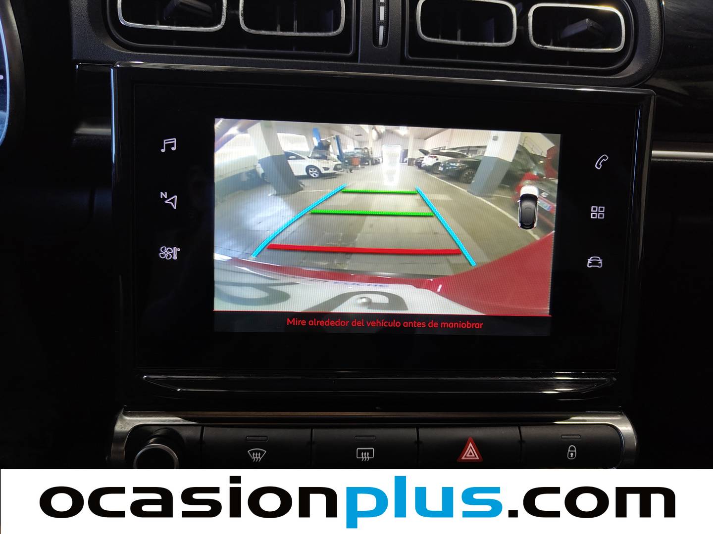 Equipamiento del Citroën C3 Citroen C3 PureTech 82 Shine (83 CV)