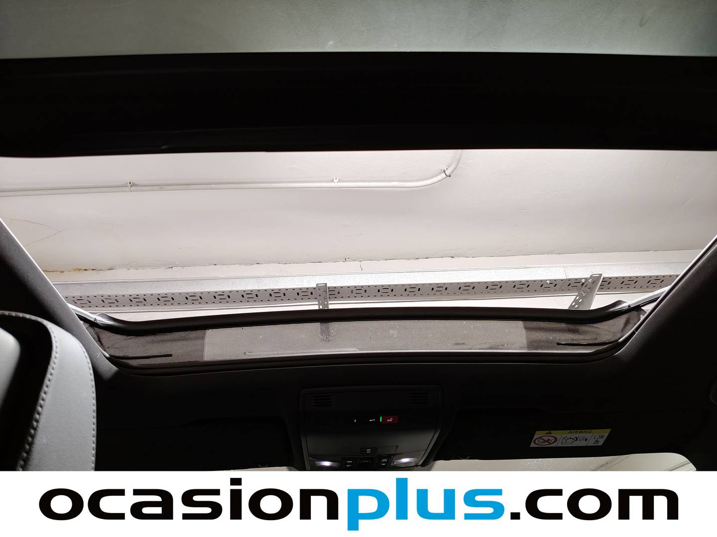 Extras y acabados del Volkswagen Tiguan Volkswagen Tiguan R-Line 2.0 TDI (150 CV) DSG