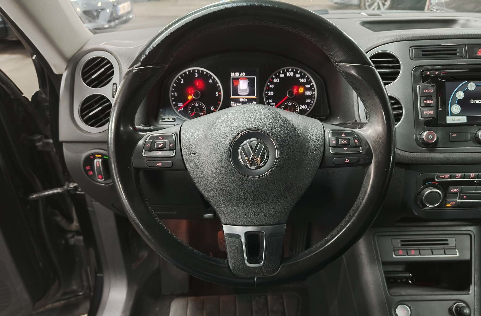Volkswagen Tiguan T1 Sport 2.0 TDI BMT 4x2 - foto 21