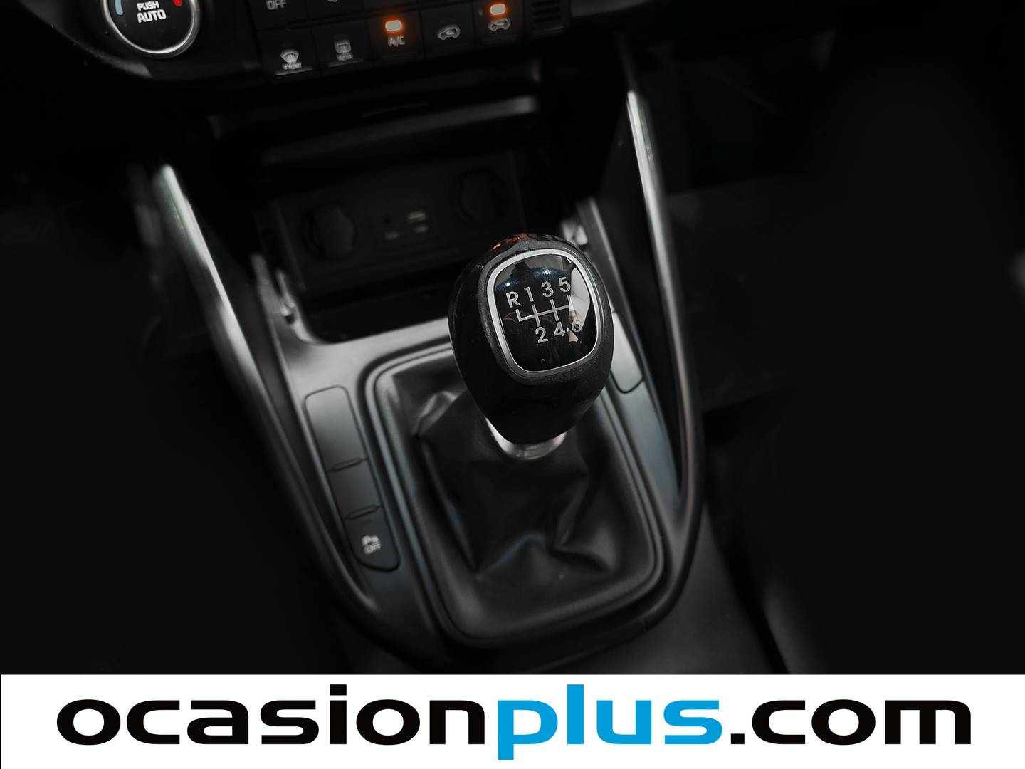 Foto KIA Carens Kia Carens 1.6 GDi Drive (135 CV)