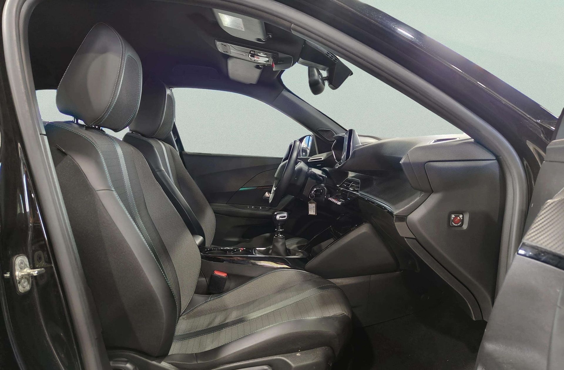 Peugeot 2008 PureTech 100 Allure - foto 19