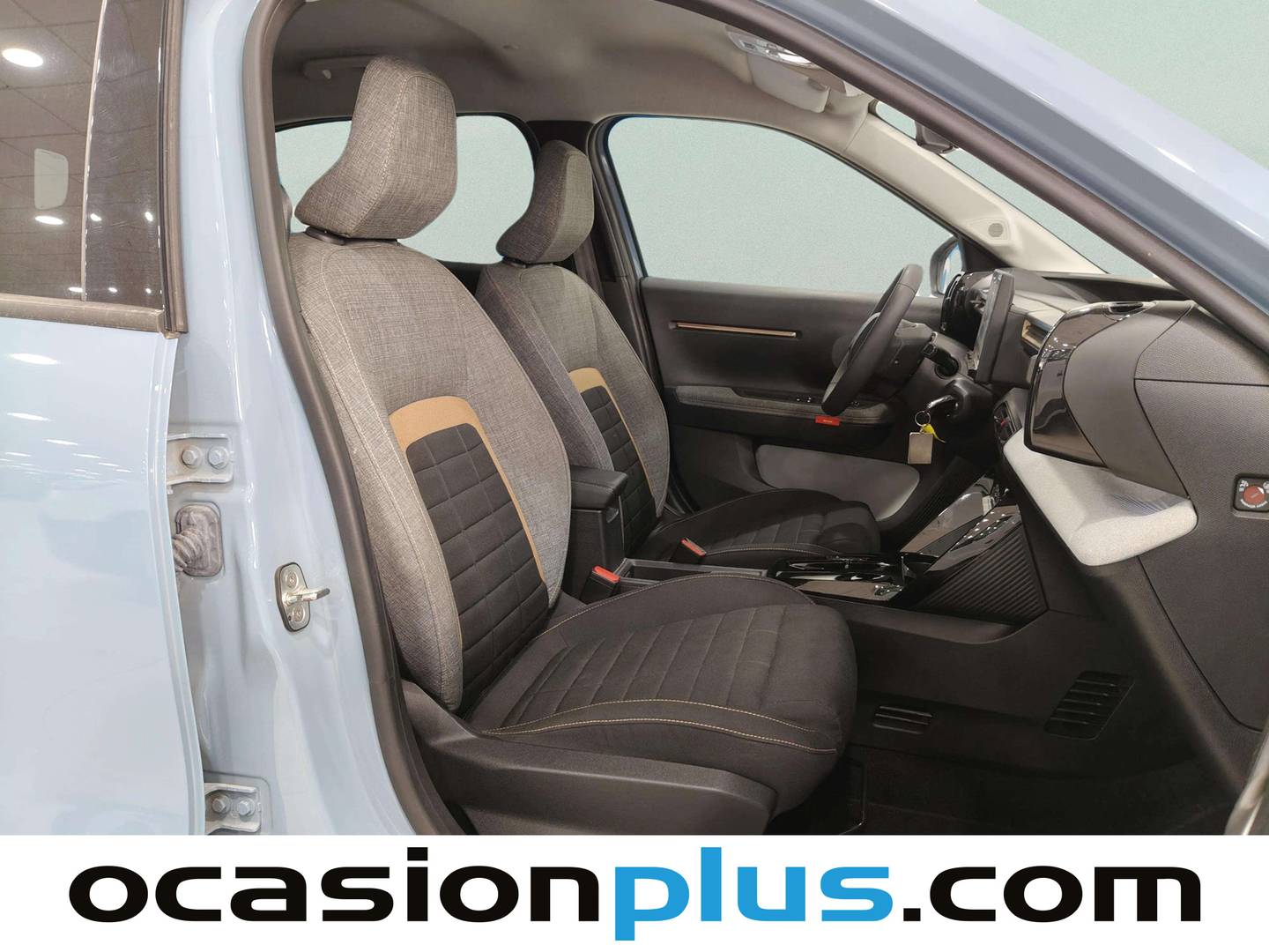 Citroën C3 Aircross Citroën C3 Aircross Hybrid 145 Plus e-DCS6 (145 CV) km 0