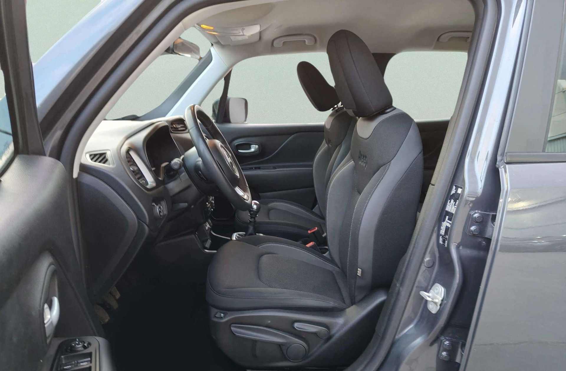 Jeep Renegade 1.0G Limited 4x2 - foto 10