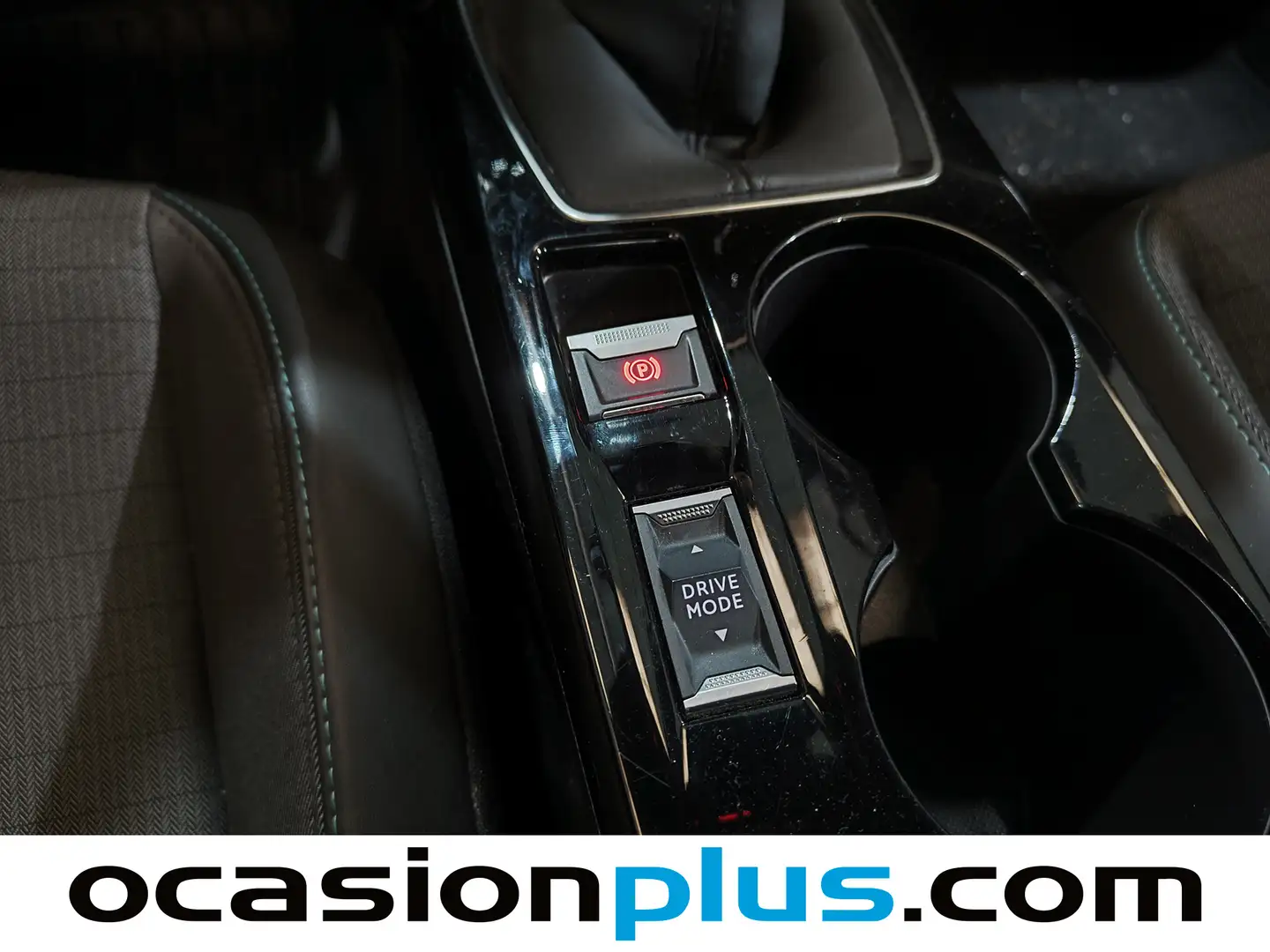 Foto Peugeot 2008 Peugeot 2008 PureTech 100 S&S Allure (100 CV)