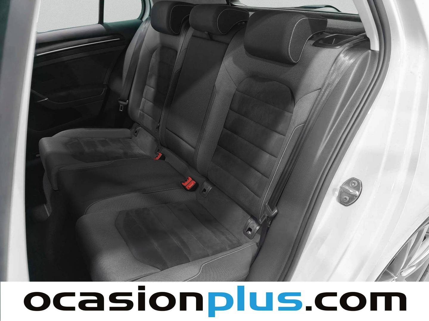 Foto asientos traseros Volkswagen Golf Volkswagen Golf Sport 2.0 TDI CR BMT (150 CV) Pack R-Line