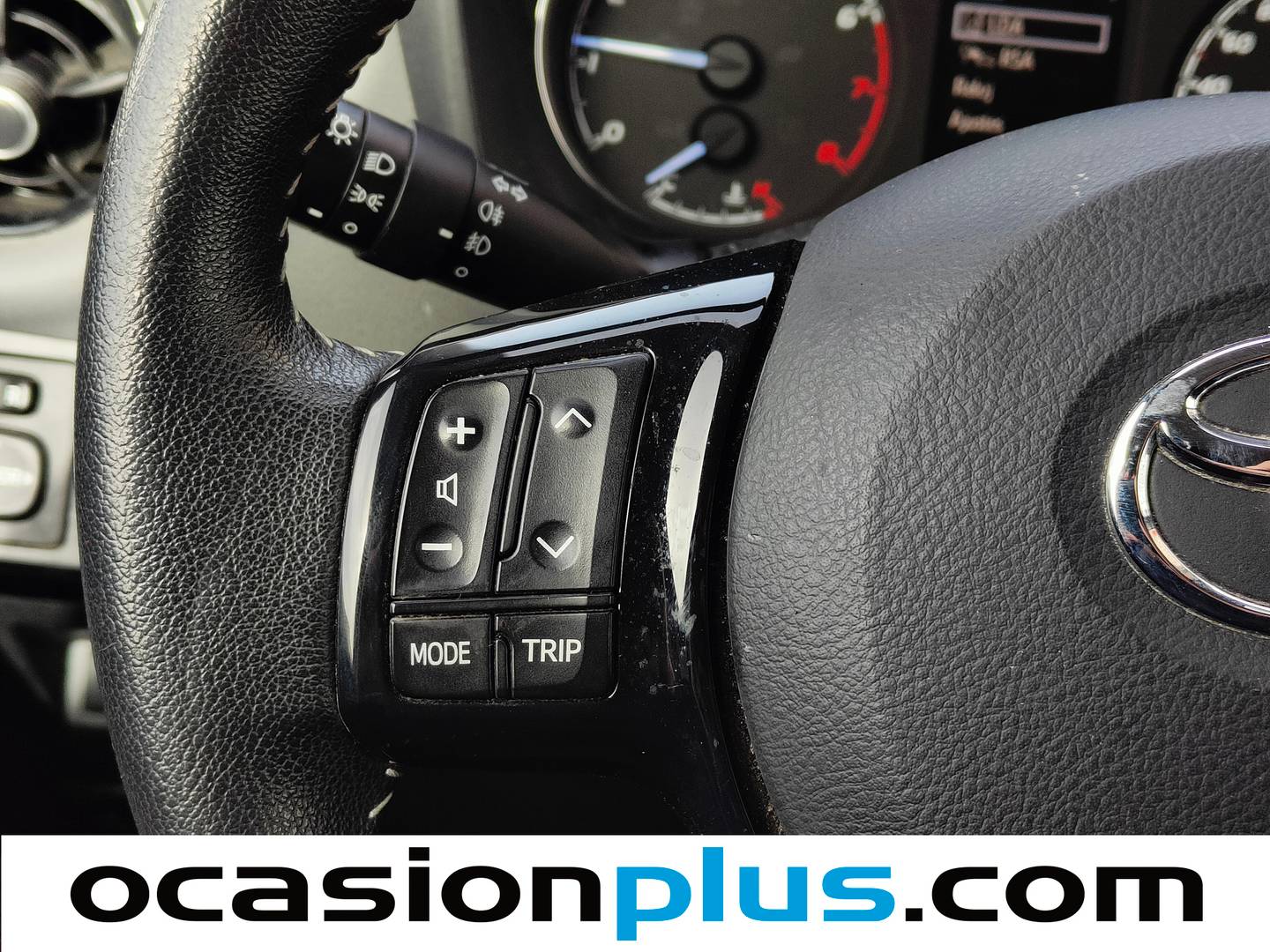 Equipamiento del Toyota Yaris Toyota Yaris 1.5 Active Tech (111 CV)