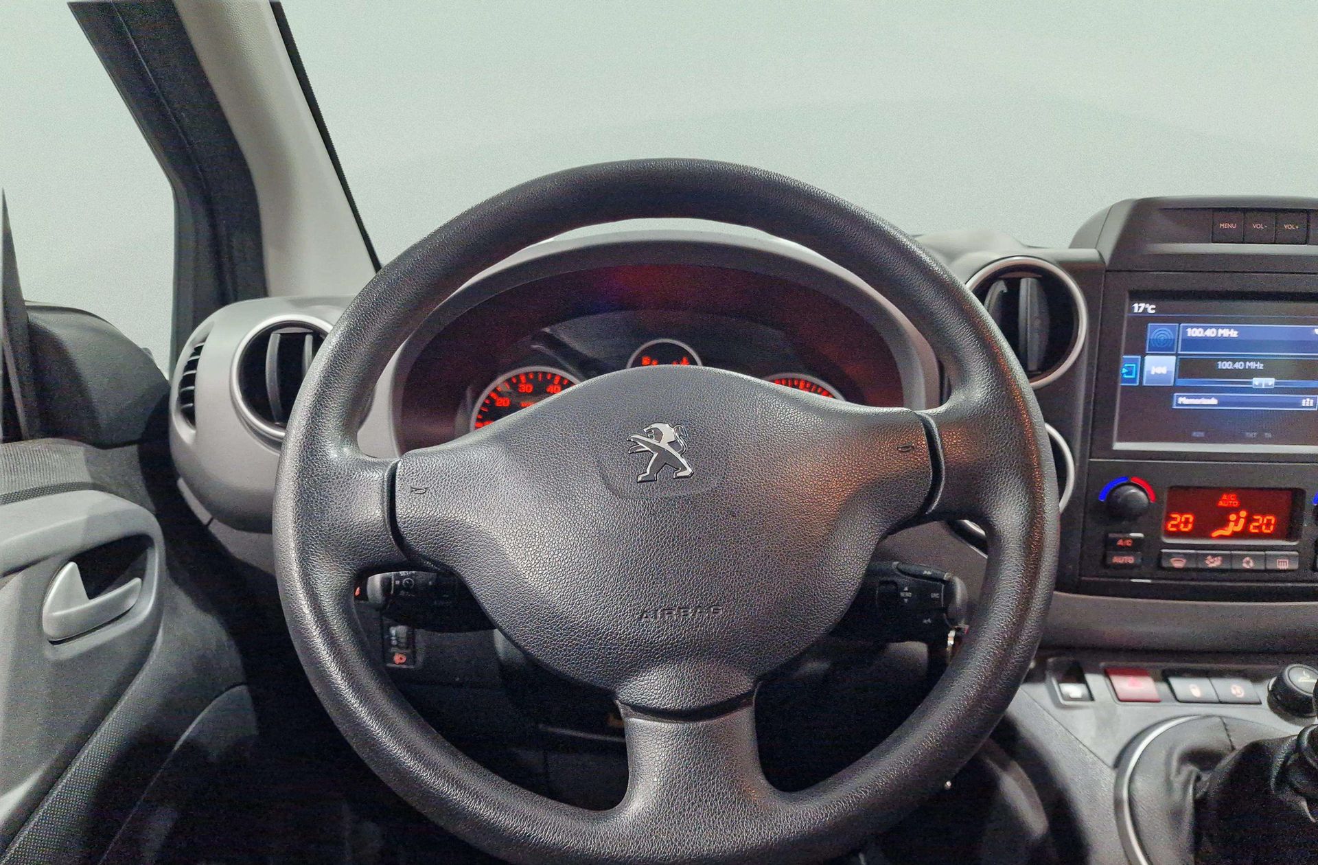 Peugeot Partner Tepee BlueHDi 100 Outdoor - foto 19