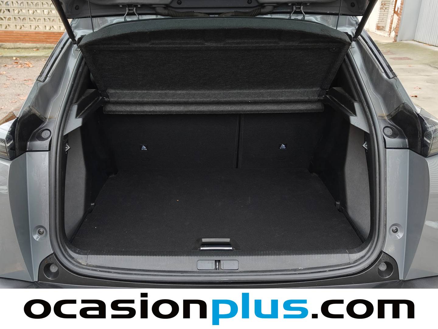 Foto Peugeot 2008 Peugeot 2008 BlueHDi 130 S&S GT EAT8 (130 CV)