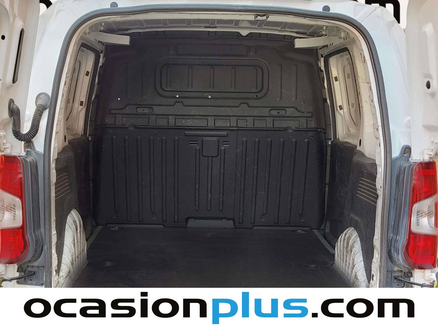 Fotos maletero Citroën Berlingo Citroën Berlingo Furgon BlueHDi 100 Talla M Club (102 CV)