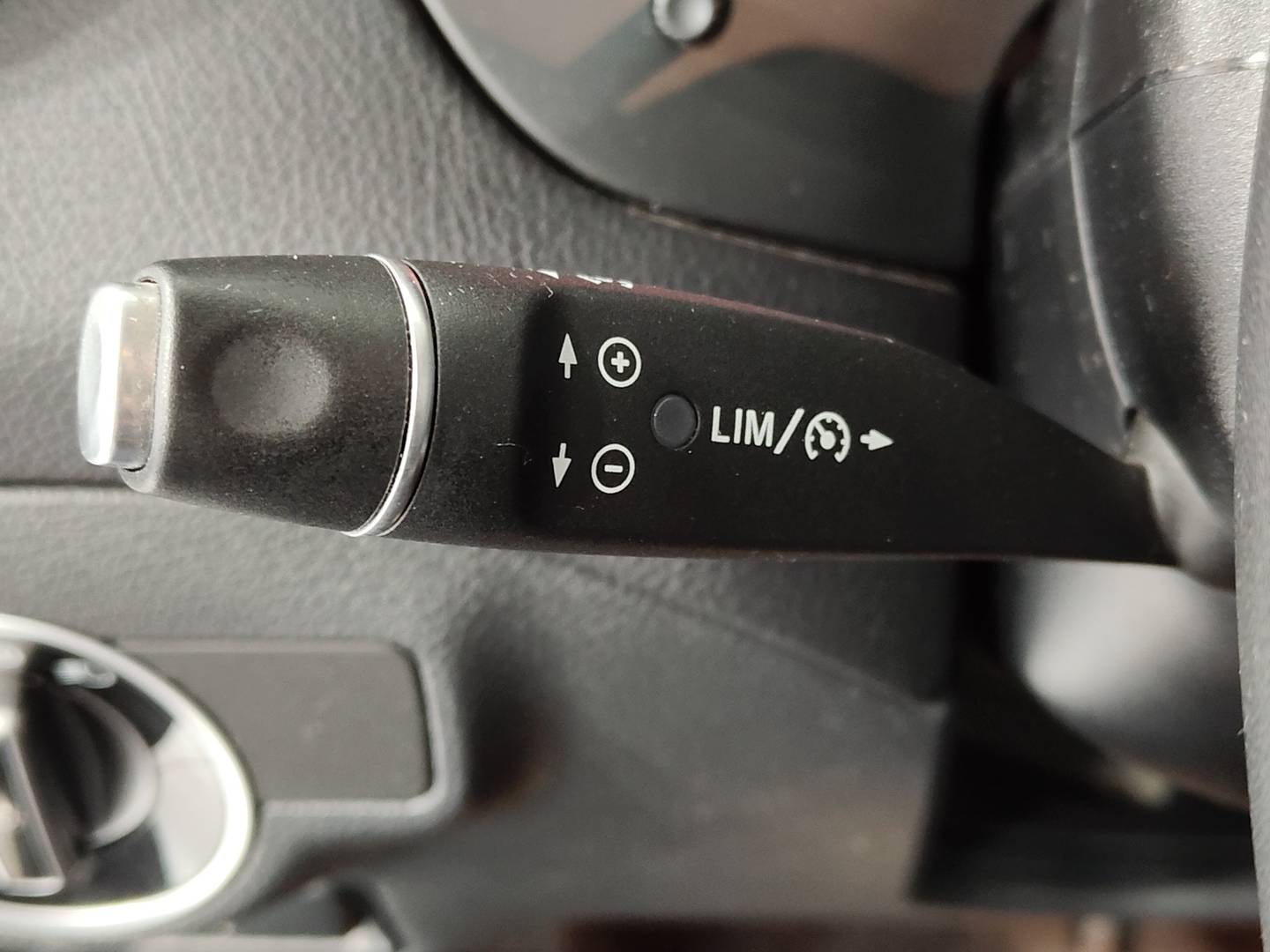 Foto Mercedes GLA Mercedes-Benz GLA 180 (122 CV)