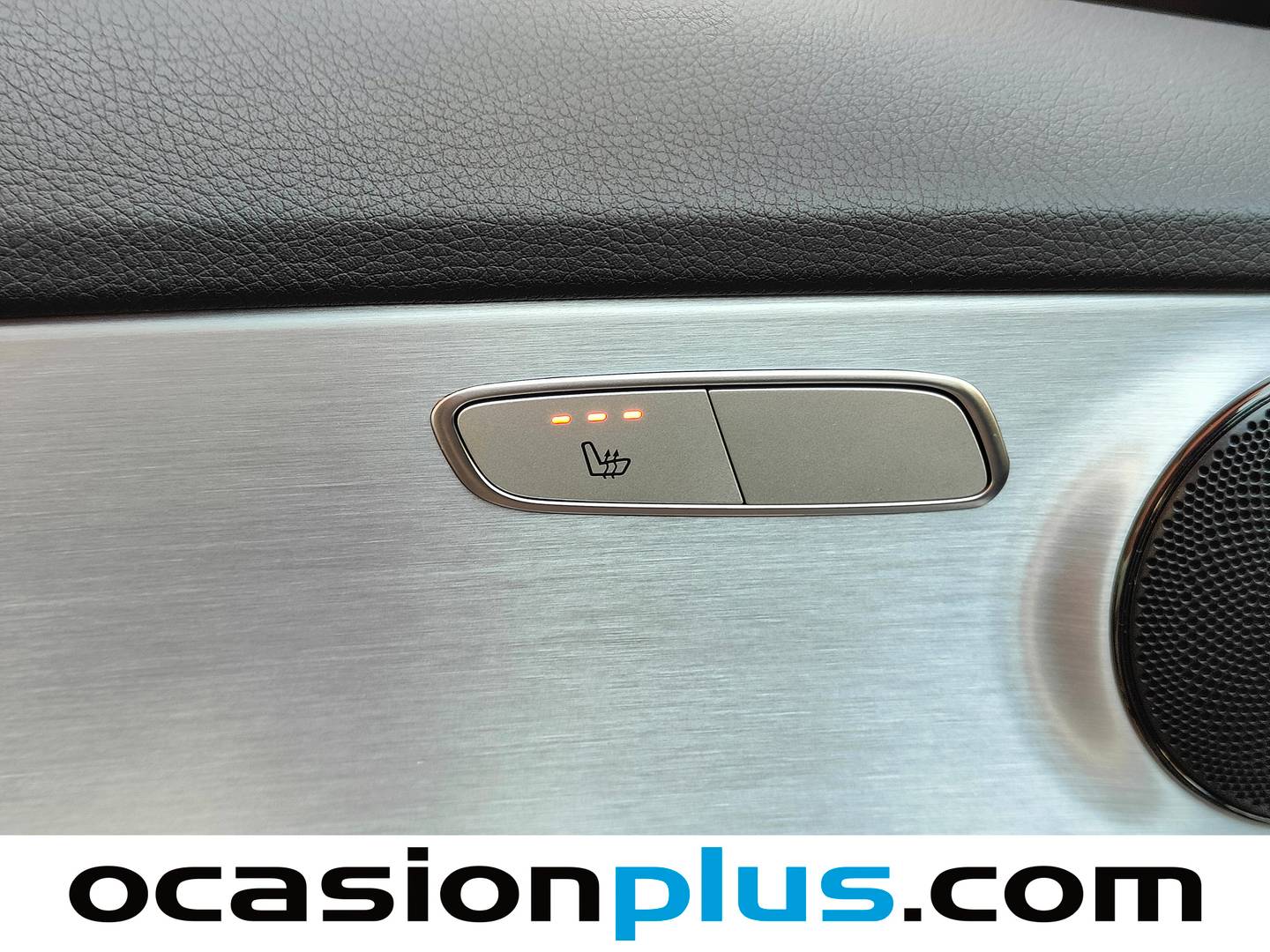 Equipamiento del Mercedes Clase C Mercedes-Benz Clase C 200 (184 CV)