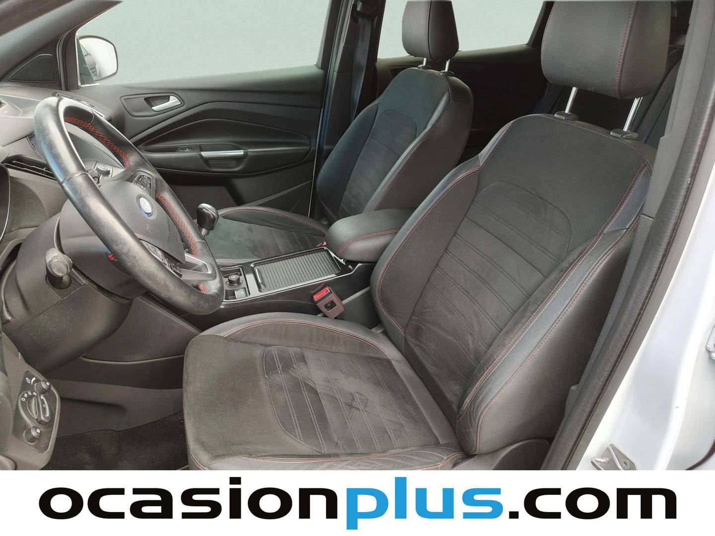 Foto asientos delanteros Ford Kuga Ford Kuga 1.5 EcoBoost ST-Line Limited Edition 4x2  (150 CV)
