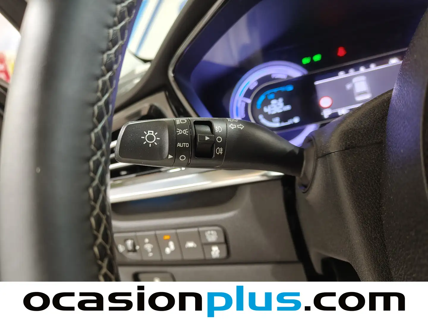 Foto KIA Niro Kia Niro 1.6 GDi HEV Híbrido Emotion (141 CV)