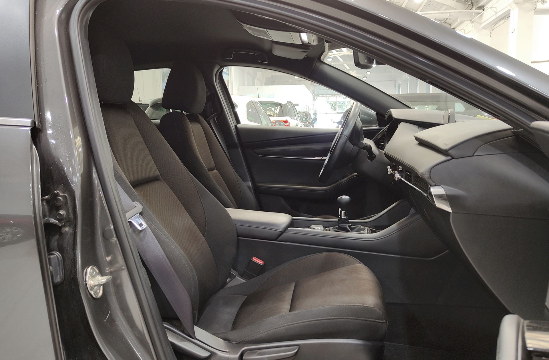 Mazda Mazda3 2.0 Skyactiv-G Evolution - foto 18