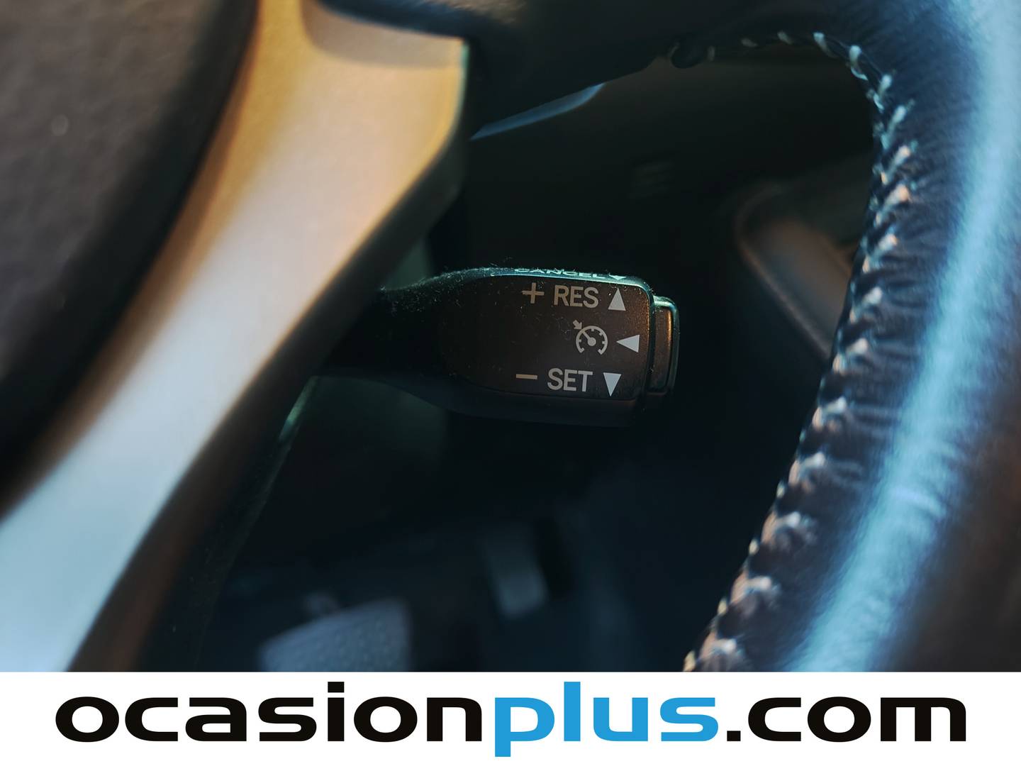 Lexus CT Lexus CT 200h Executive + Navibox (136 CV) al mejor precio