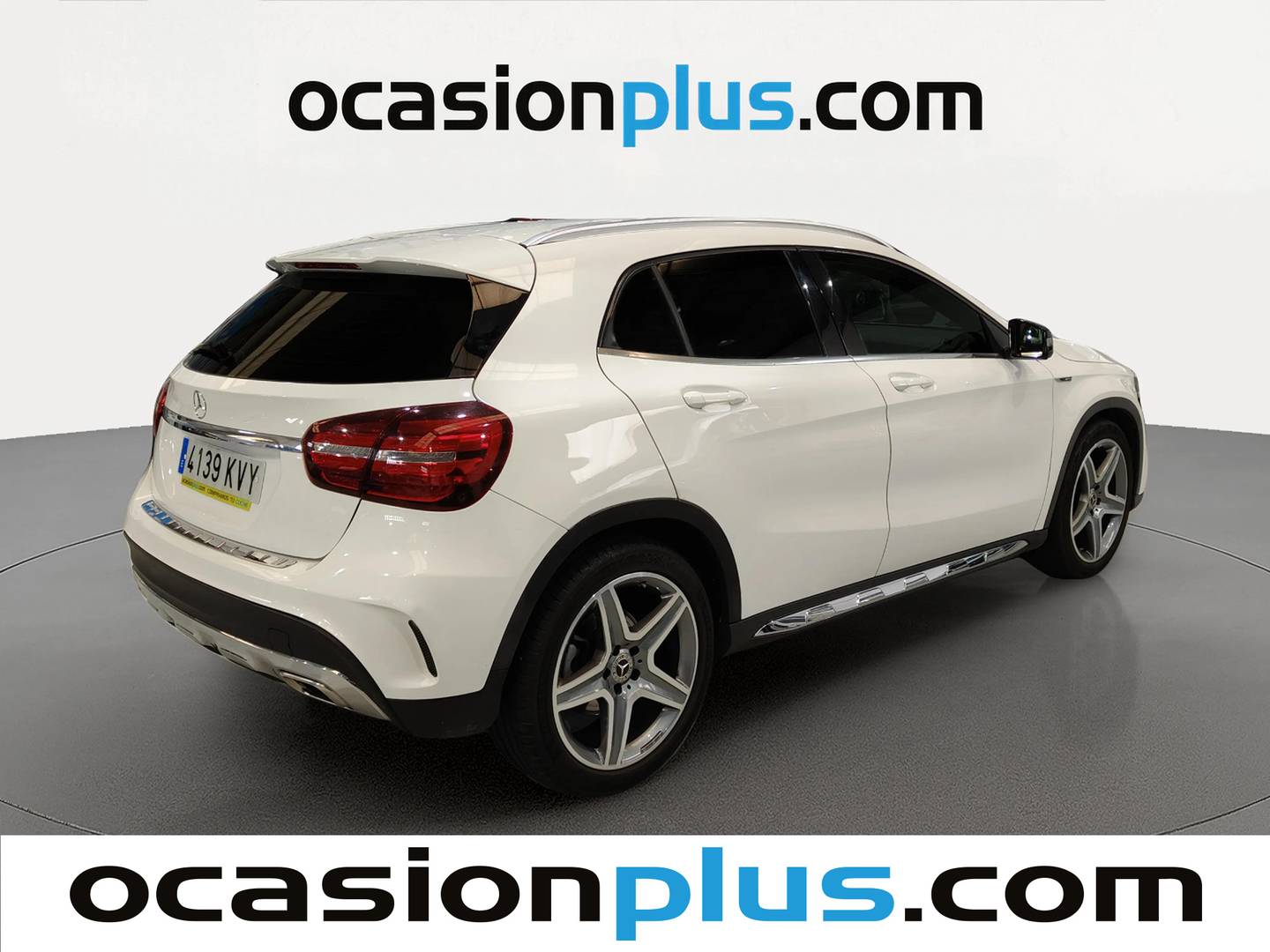 Foto trasera Mercedes GLA Mercedes GLA 180 (122 CV) Pack AMG derecha