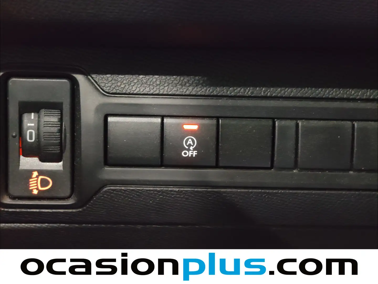 Foto Peugeot 308 Peugeot 308 PureTech 110 S&S Access (110 CV)