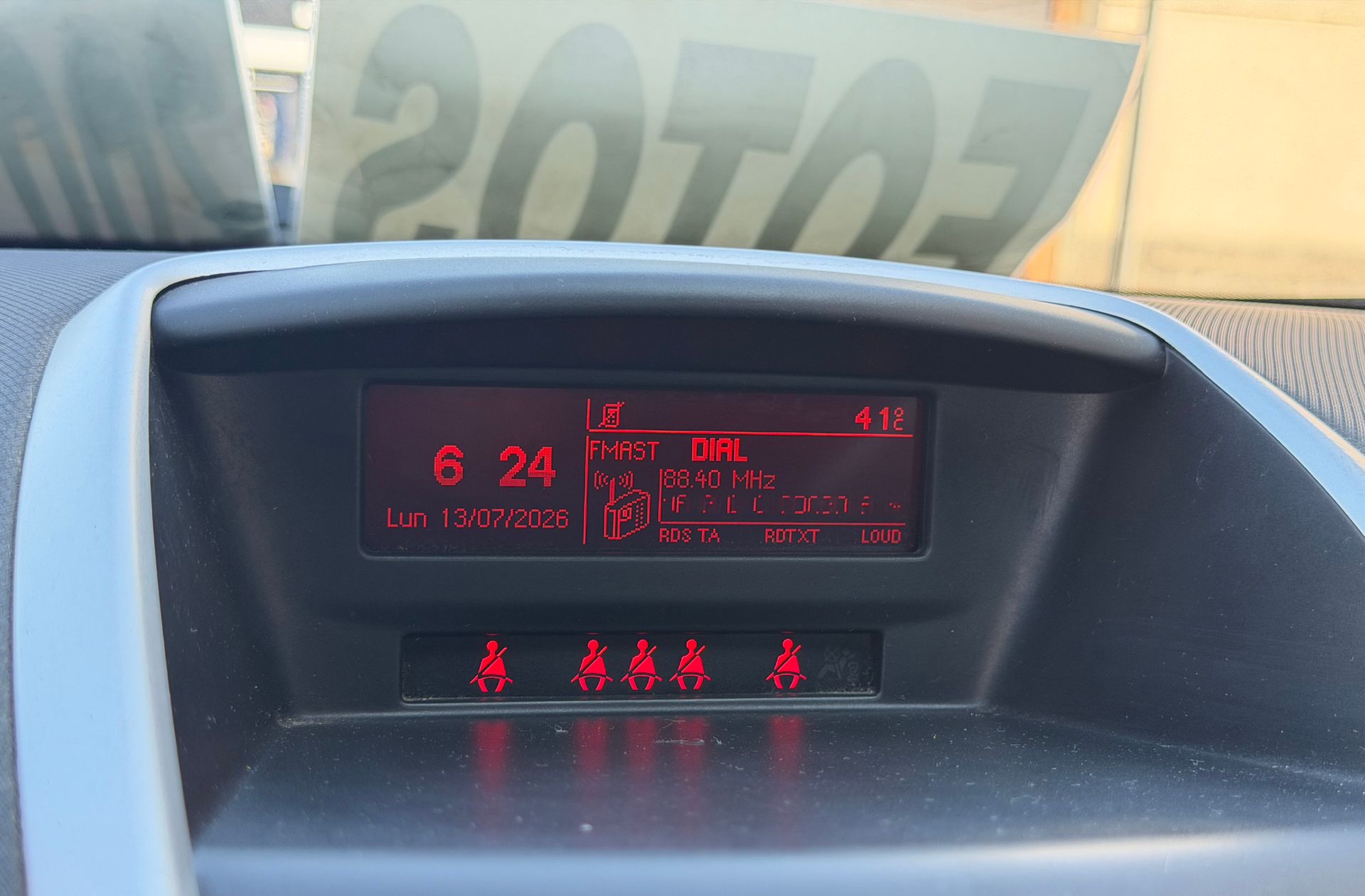 Peugeot 207 1.4i Access - foto 27