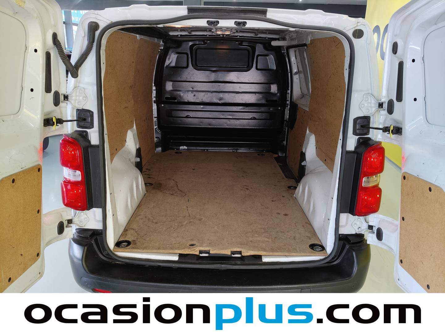 Foto asientos delanteros Peugeot Expert Peugeot Expert Furgon BlueHDi 100 Standard (102 CV)