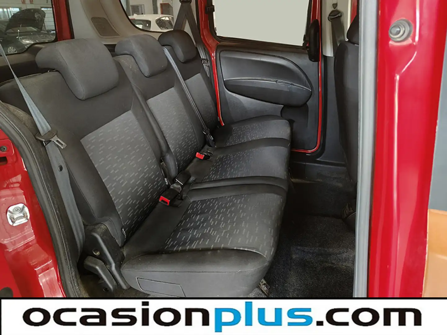 Foto Opel Combo Opel Combo Tour 1.3 CDTI Expression L1 H1 (90 CV)