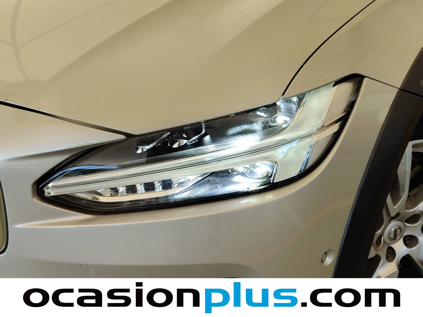 Foto Volvo V90 Cross Country Volvo V90 Cross Country D5 AWD Auto (235 CV)