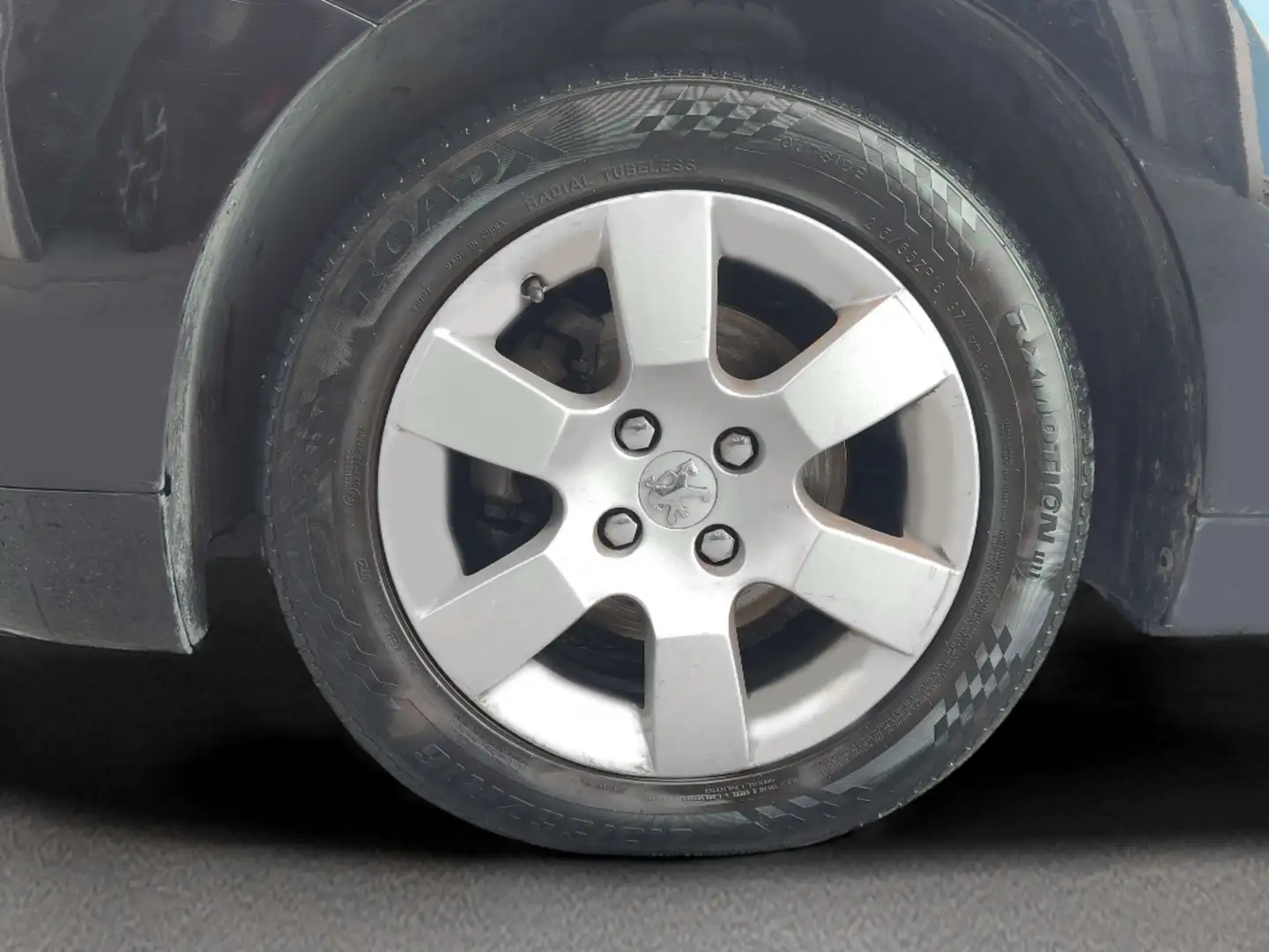 Foto Peugeot 5008 Peugeot 5008 1.6 HDI FAP Premium (110 CV)