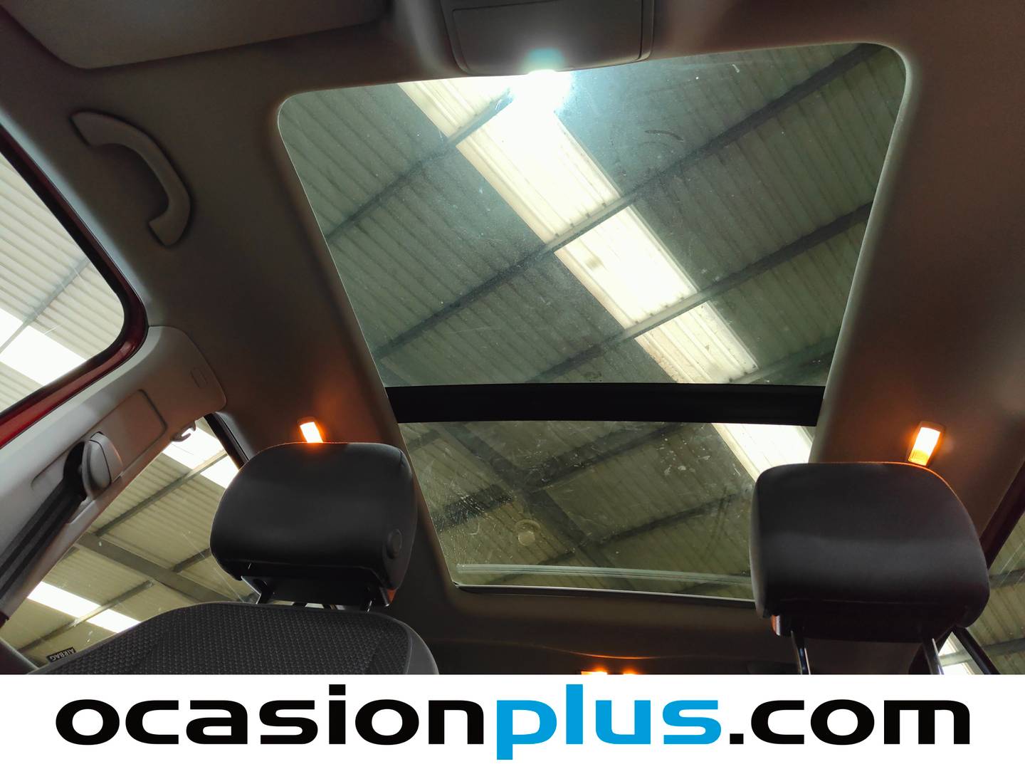 Foto Volkswagen Touran Volkswagen Touran Advance 1.6 TDI BMT (105 CV) DSG 7 PLAZAS