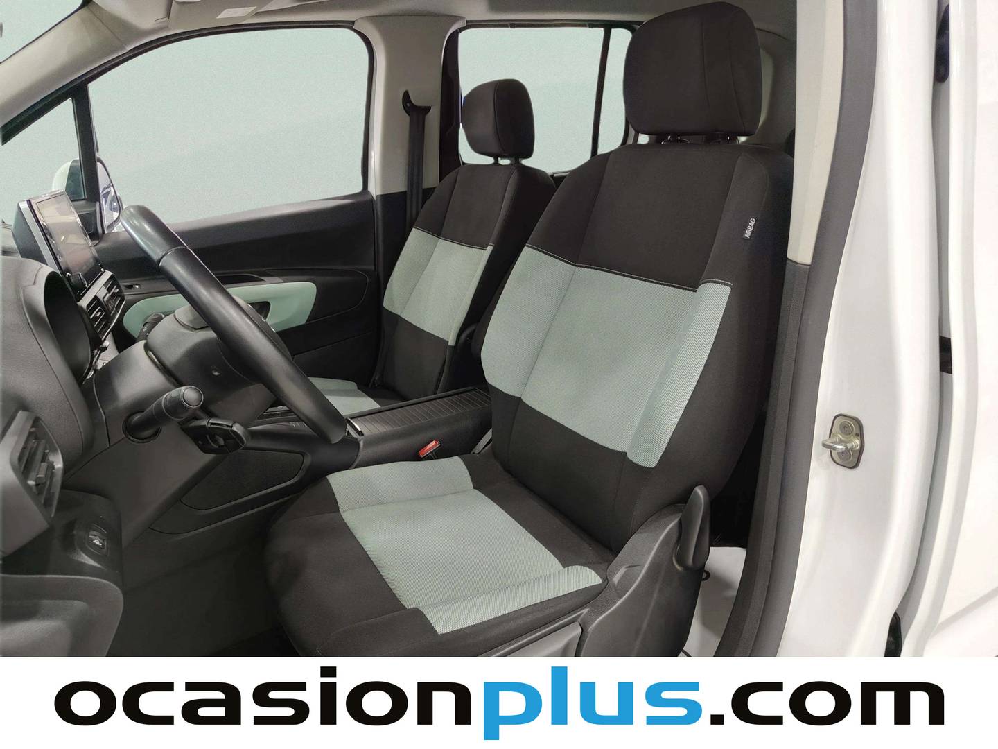 Foto asientos traseros Citroën Berlingo Citroën Berlingo BlueHDi 130 S&S Talla M Shine (130 CV) 7 Plazas