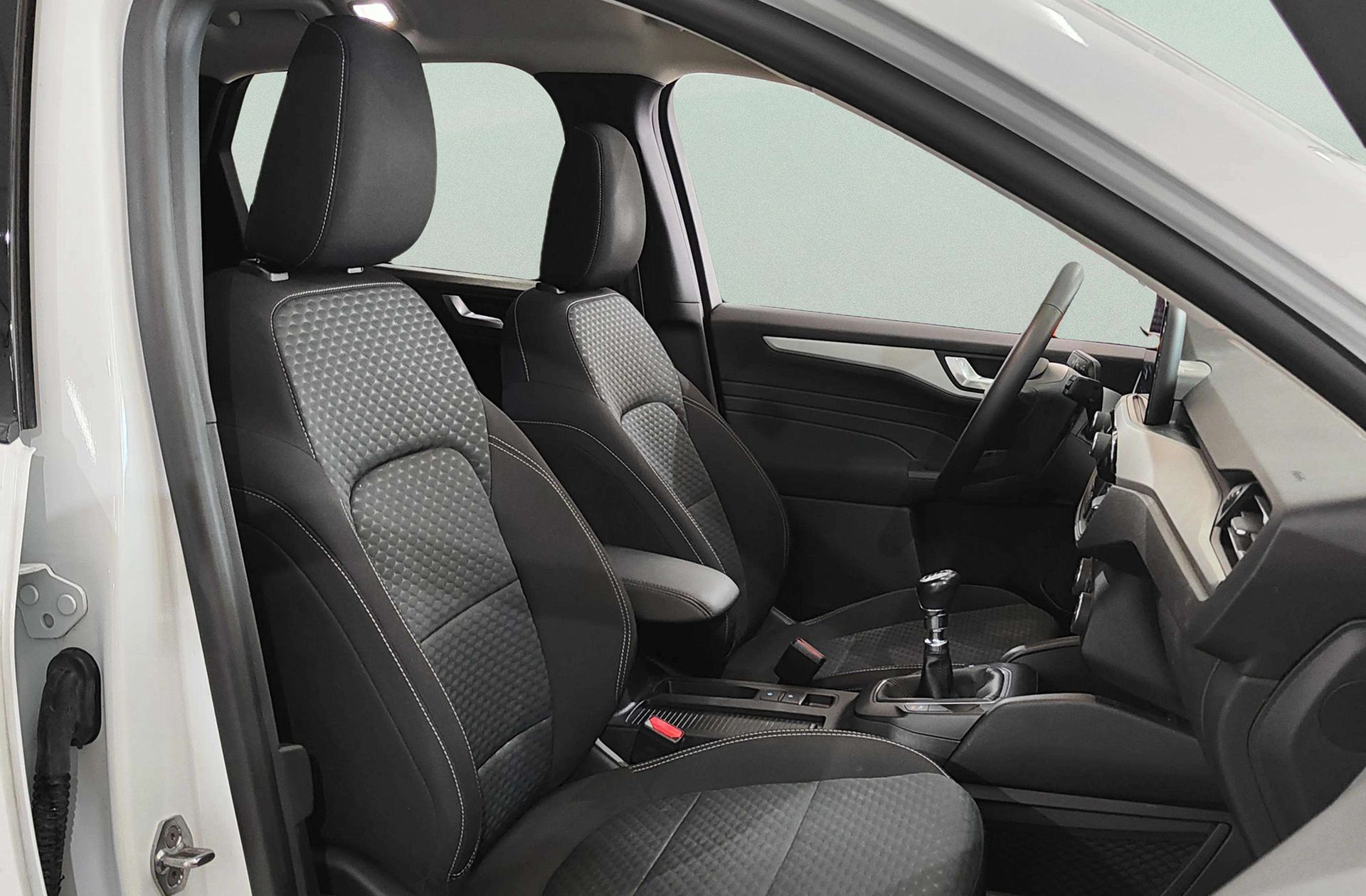 Ford Kuga 1.5 EcoBlue Trend - foto 22