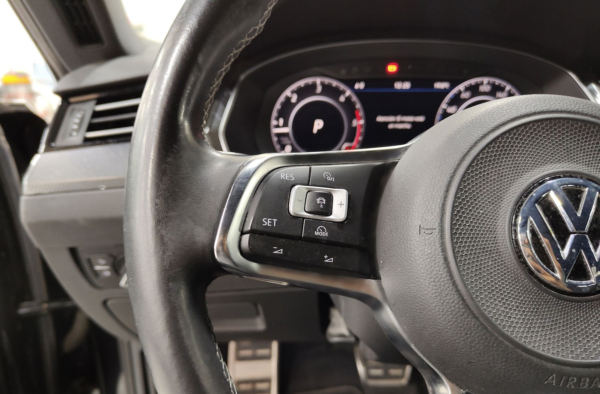 Volkswagen Arteon R-Line 2.0 TDI DSG - foto 30