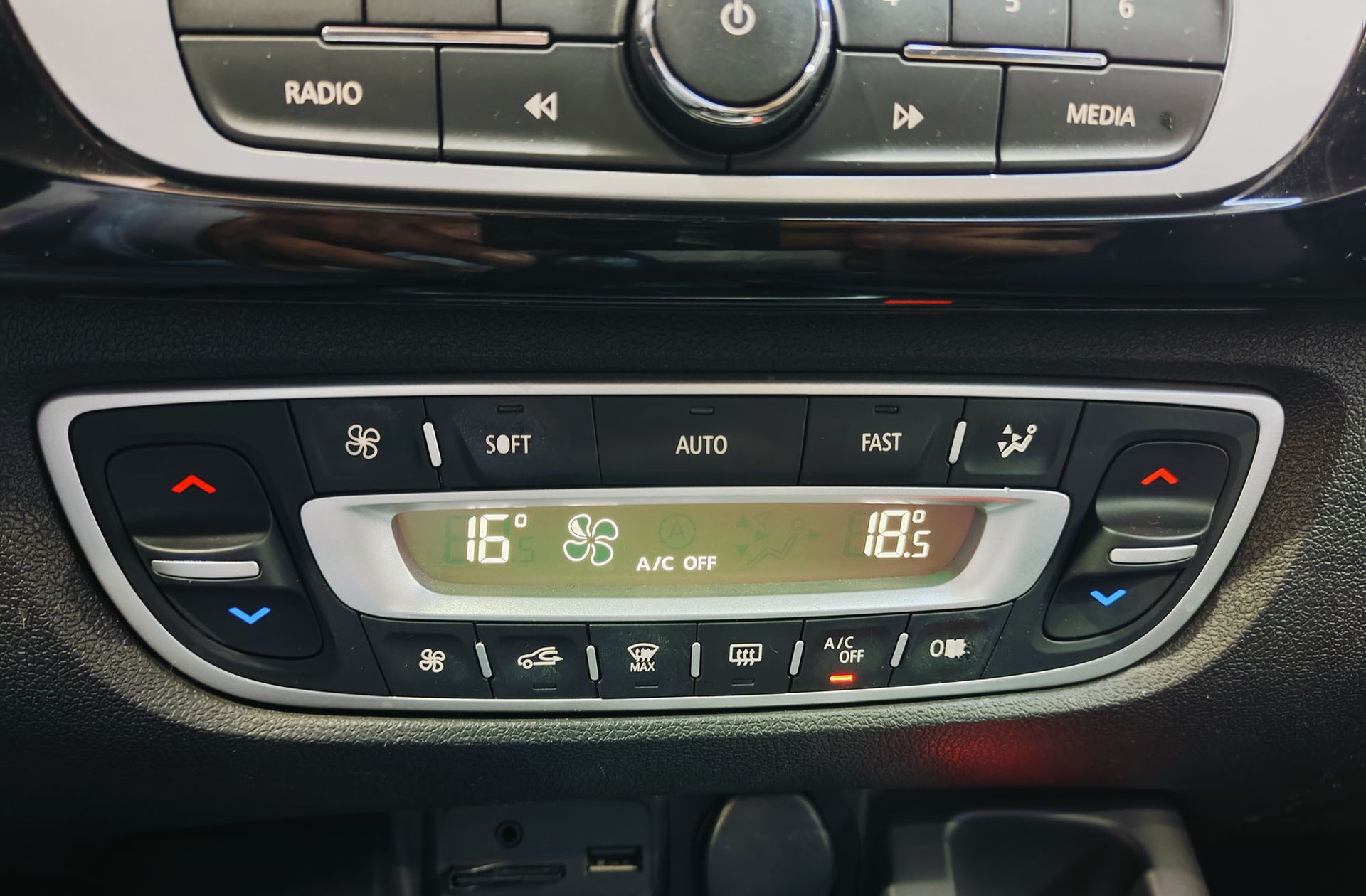 Renault Scénic dCi 130 Bose Energy - foto 30