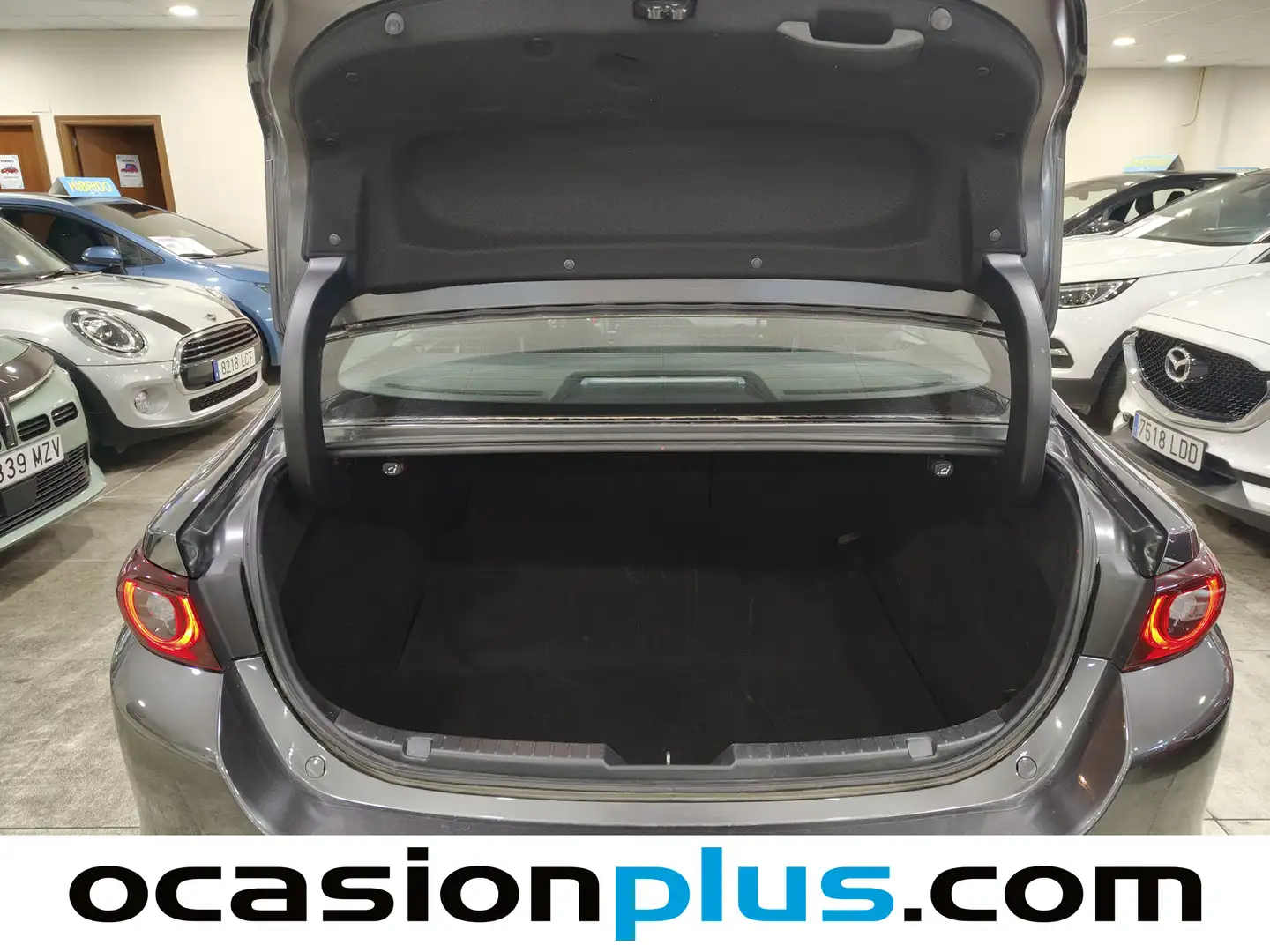 Foto Mazda Mazda3 Mazda Mazda 3 2.5L E-SKY G MHEV Prime-line (140 CV)